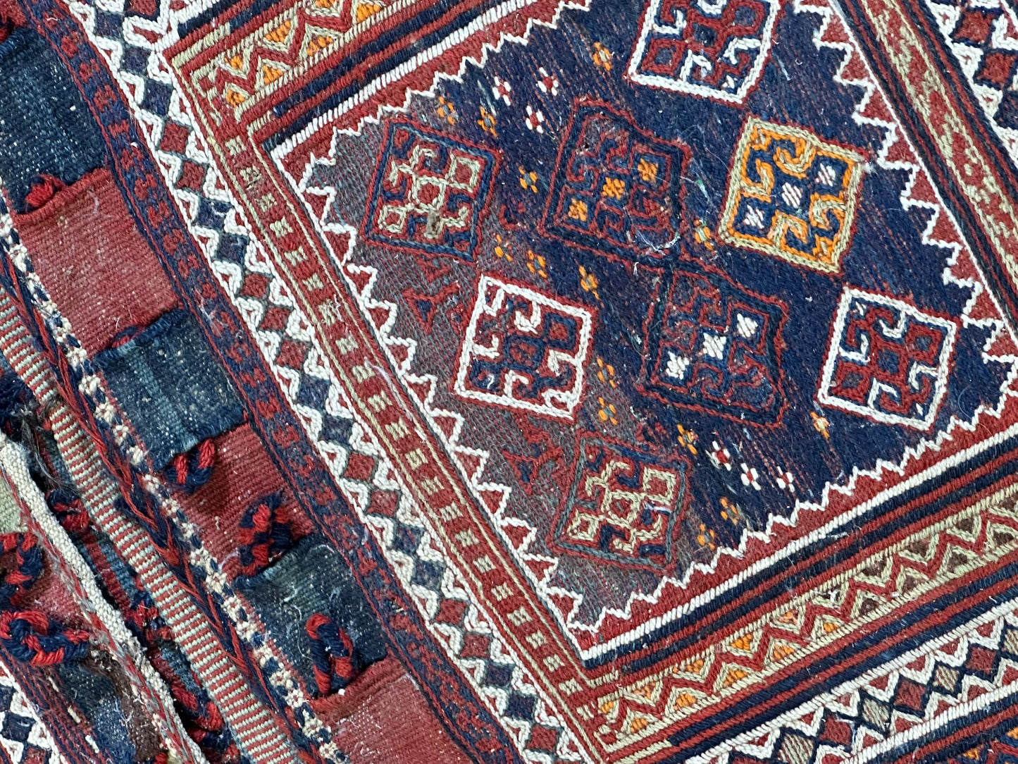 Antik Orientteppich handgeknüpft Bachtiari Salztsche  Naturfarben 92x60 cm