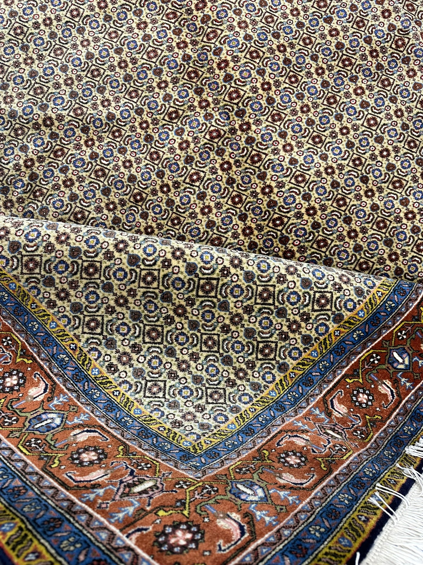 Handgeknüpfter Perser Teppich Täbriz 240x195cm – Mahi Muster