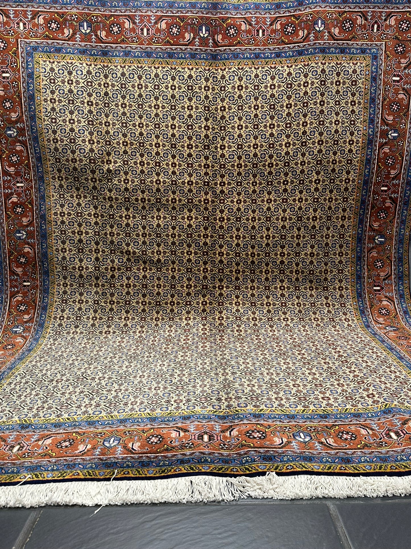 Handgeknüpfter Perser Teppich Täbriz 240x195cm – Mahi Muster