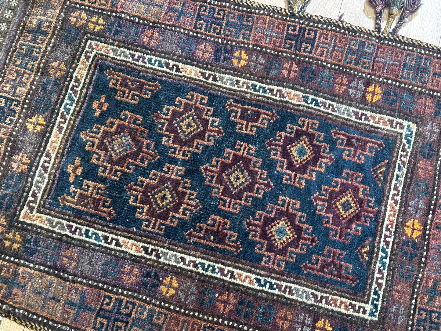 Orientteppich handgeknüpft Belutsch  107x68 cm
