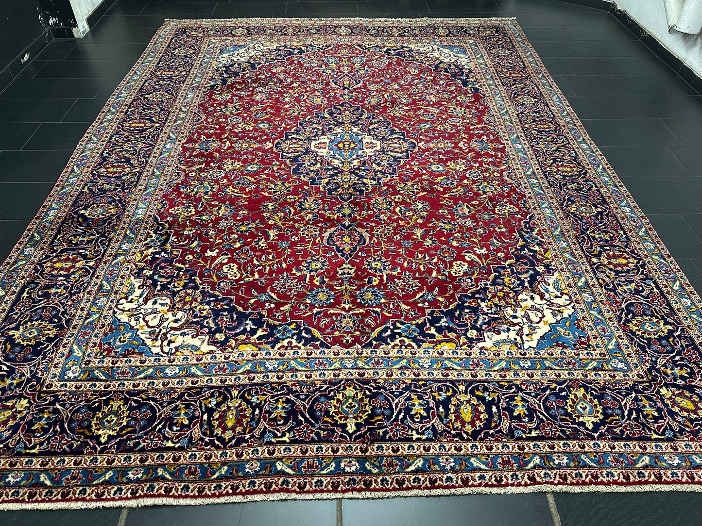 Handgeknüpfter Perser Teppich Keschan Kork Fein 395x290 cm