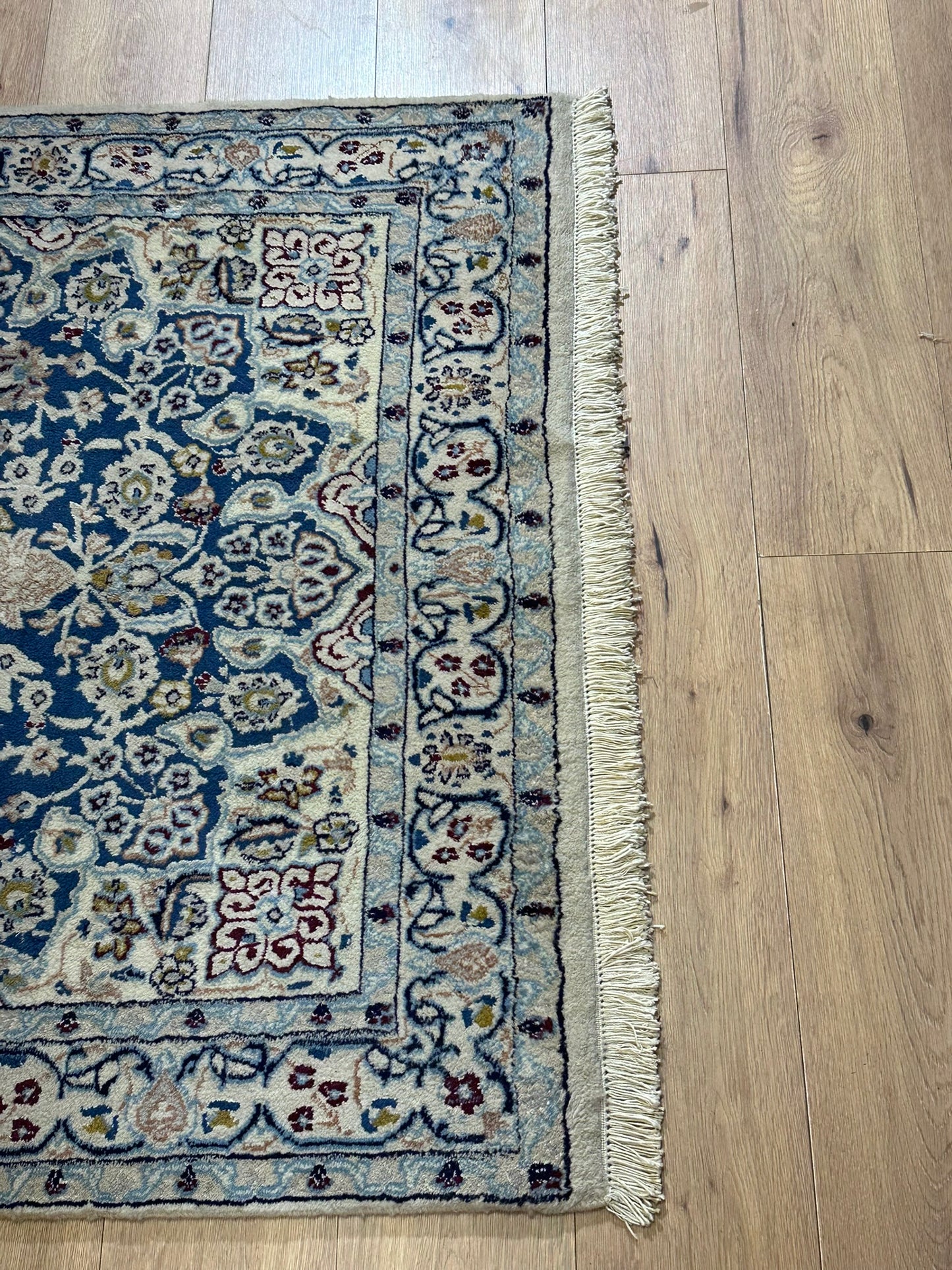 Orientteppich handgeknüpft Nain mit Seide 190x120 cm