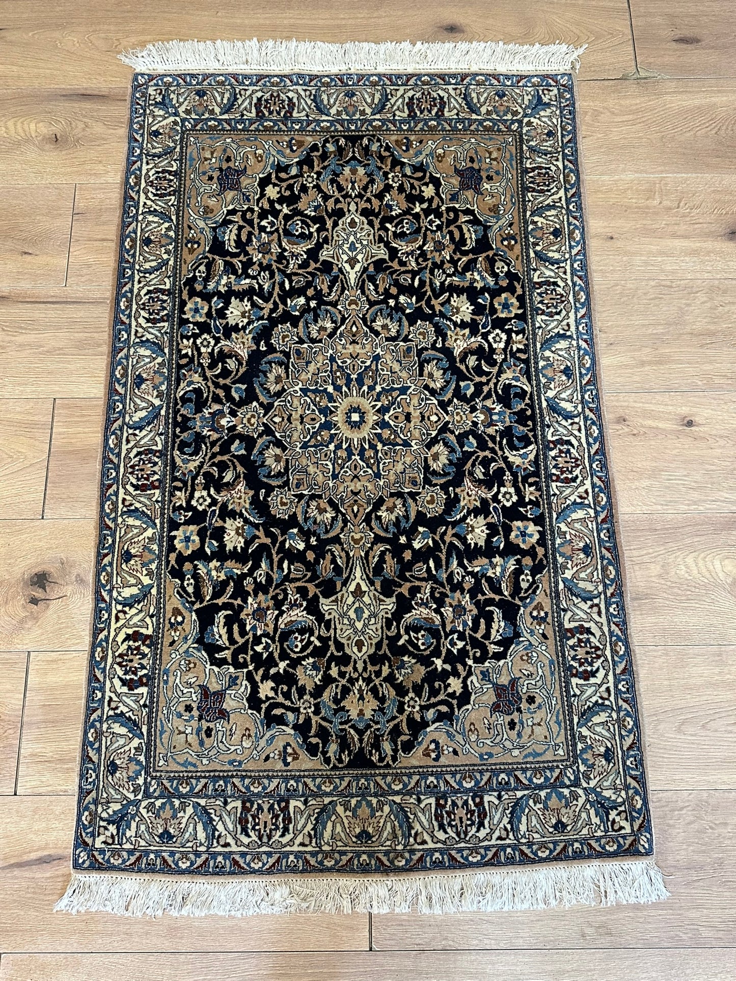Handgeknüpfter Perser Teppich Nain 130x78 cm – Korkwolle mit Seide