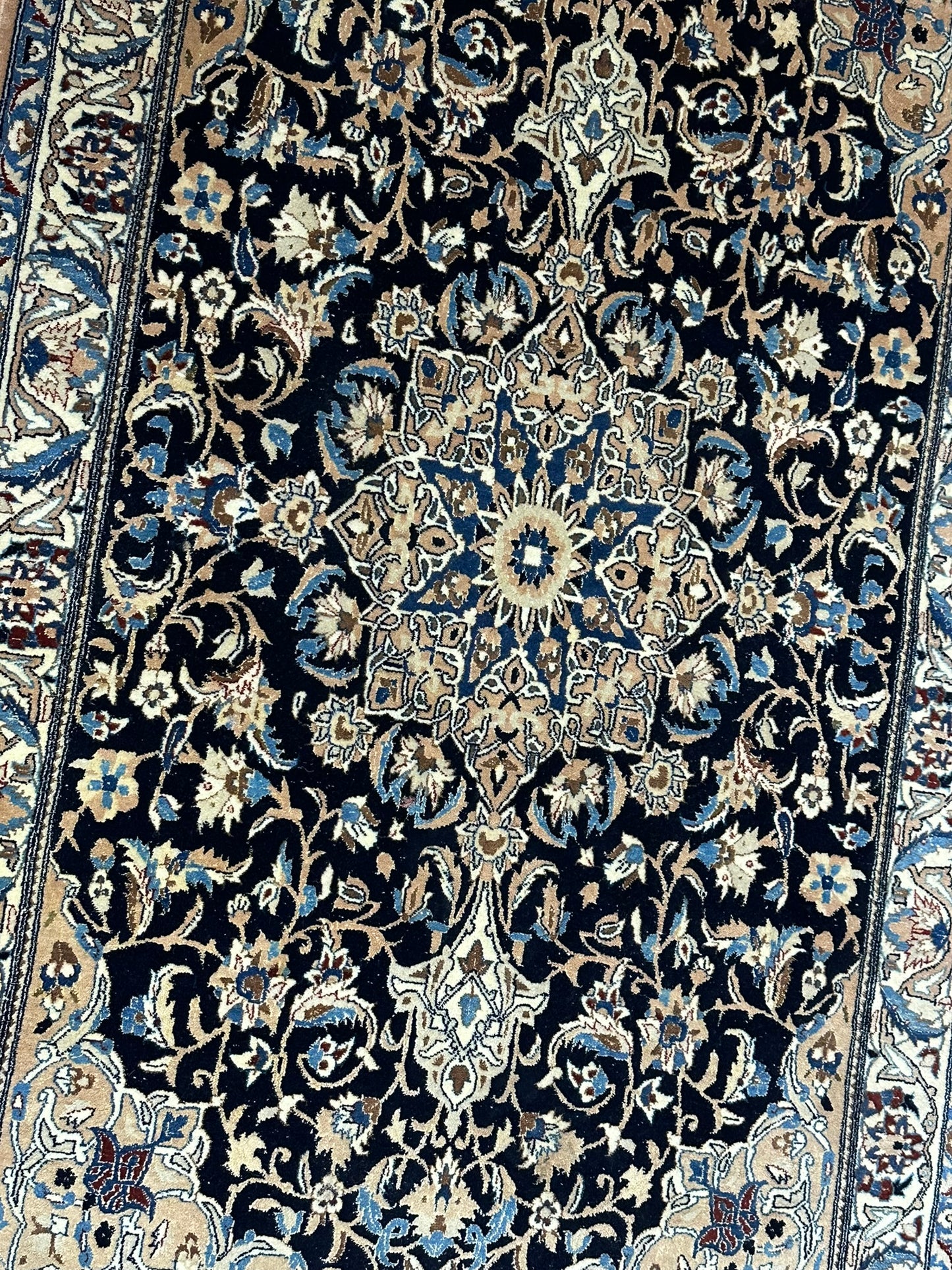 Handgeknüpfter Perser Teppich Nain 130x78 cm – Korkwolle mit Seide