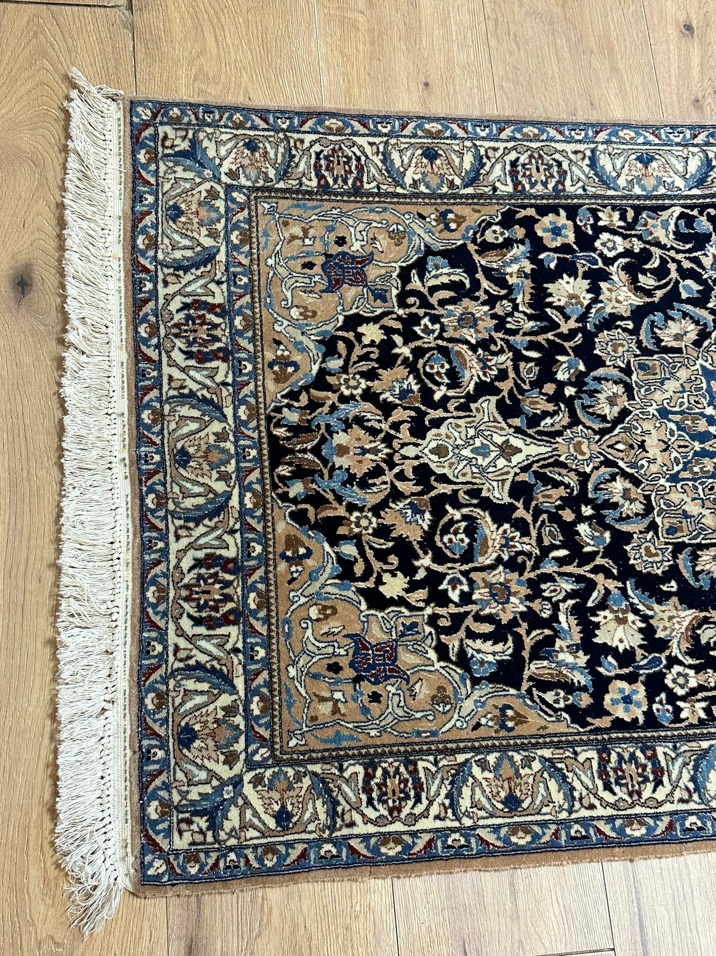 Handgeknüpfter Perser Teppich Nain 130x78 cm – Korkwolle mit Seide