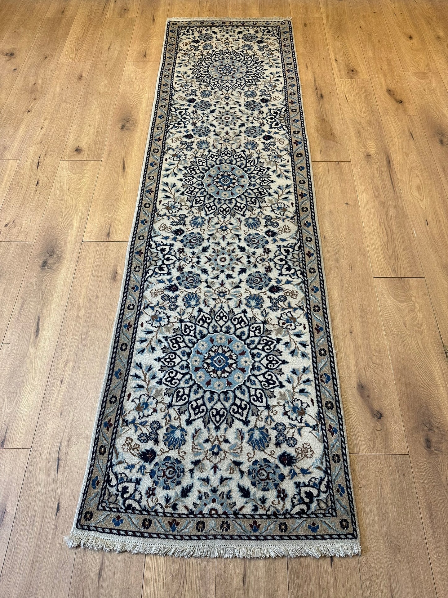 Handgeknüpfter Perser Läufer Nain 280x80 cm – Wolle mit Seide