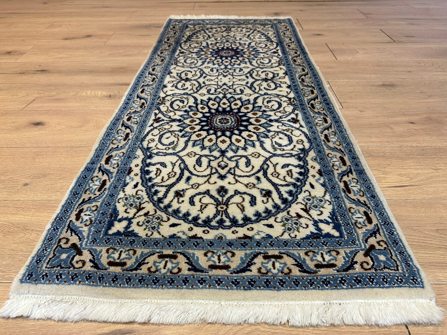 Handgeknüpfter Perser Läufer Nain 157x67 cm – Wolle mit Seide