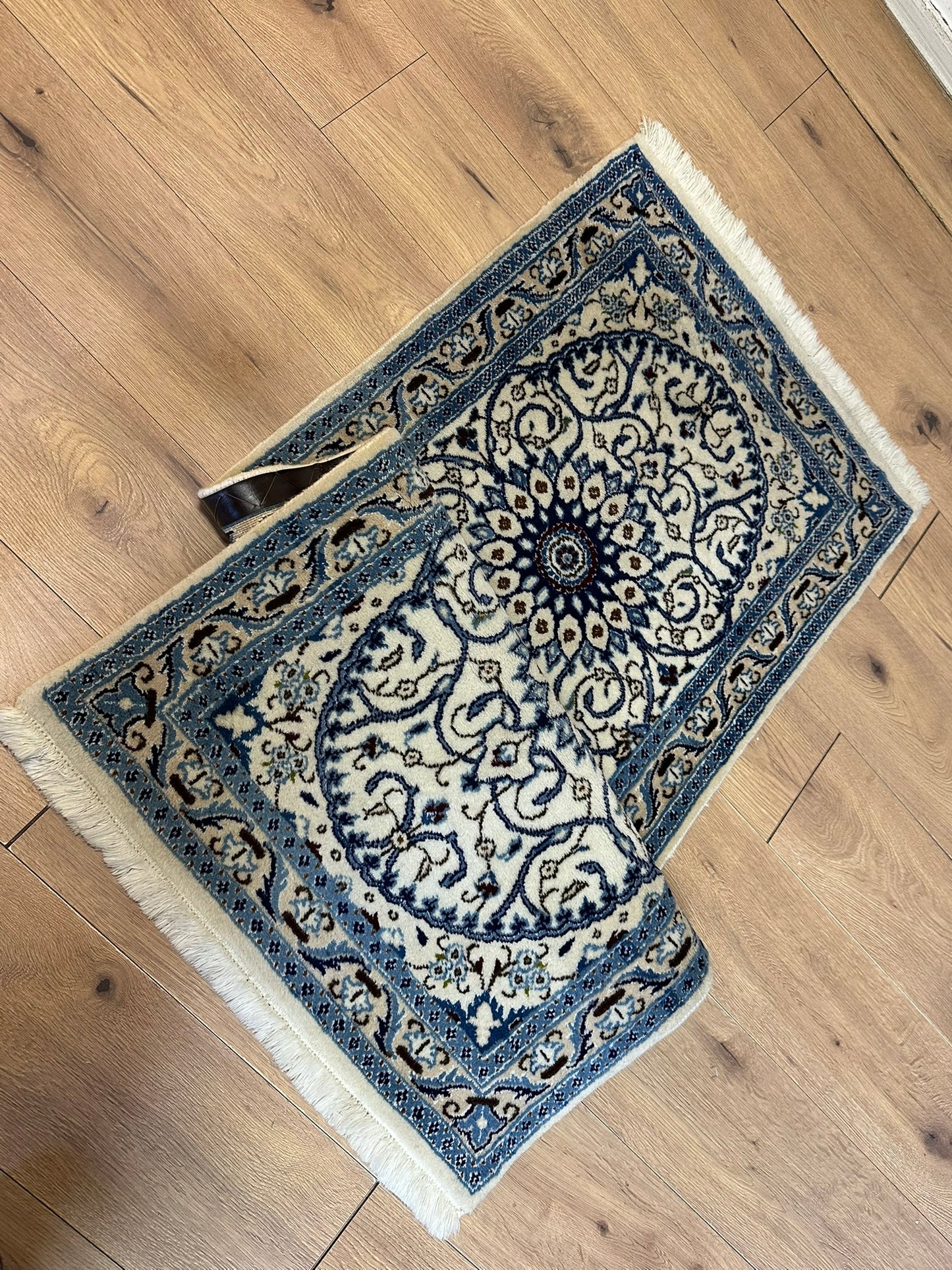Handgeknüpfter Perser Läufer Nain 157x67 cm – Wolle mit Seide