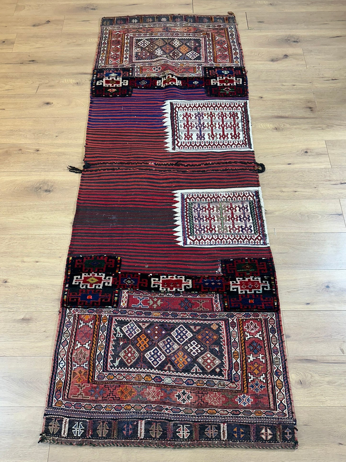 Antik Orientteppich handgewebt Bachtiar  260x100 cm