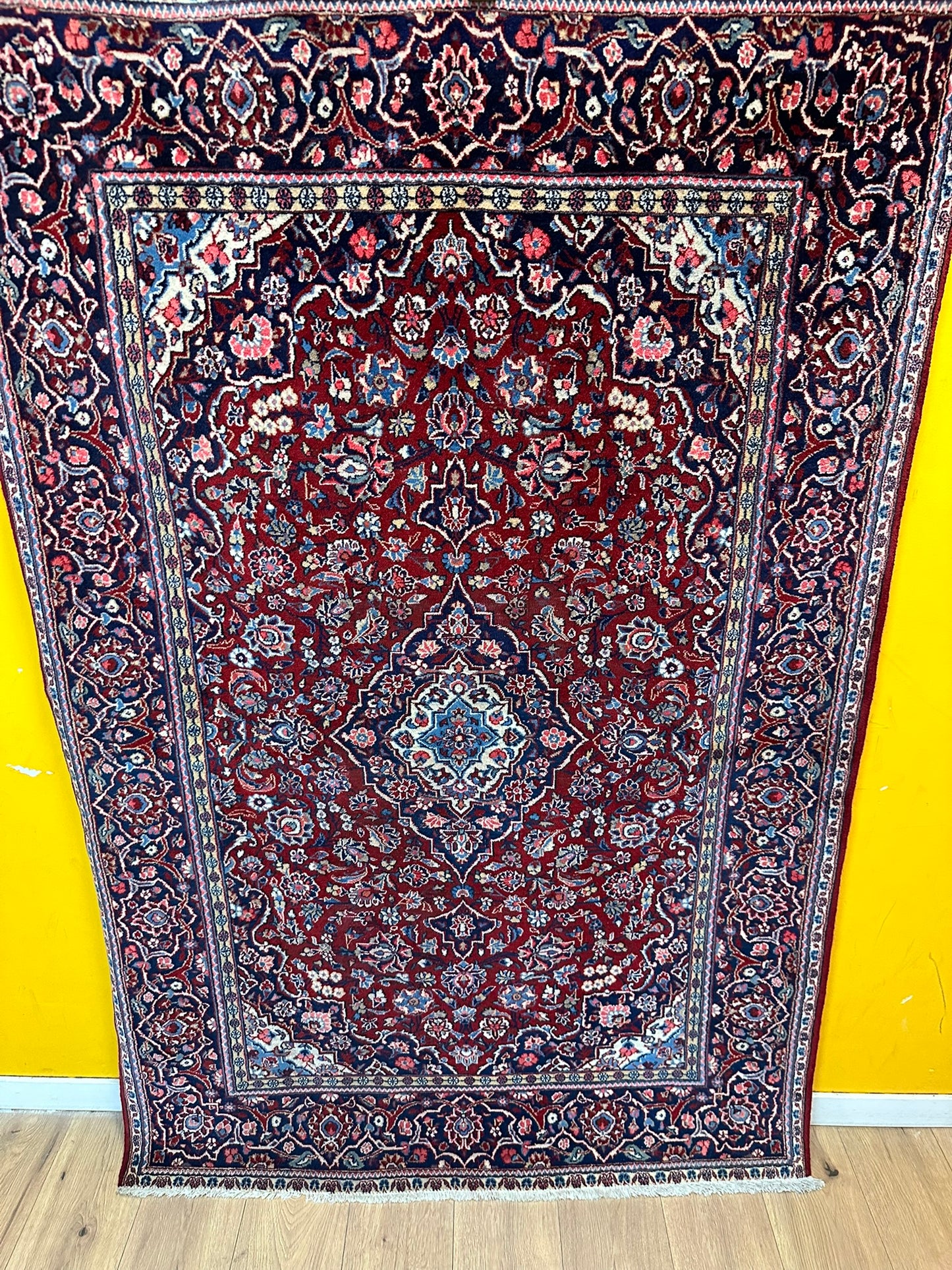 Handgeknüpfter Perser Teppich Keschan 197x133 cm – Medaillon