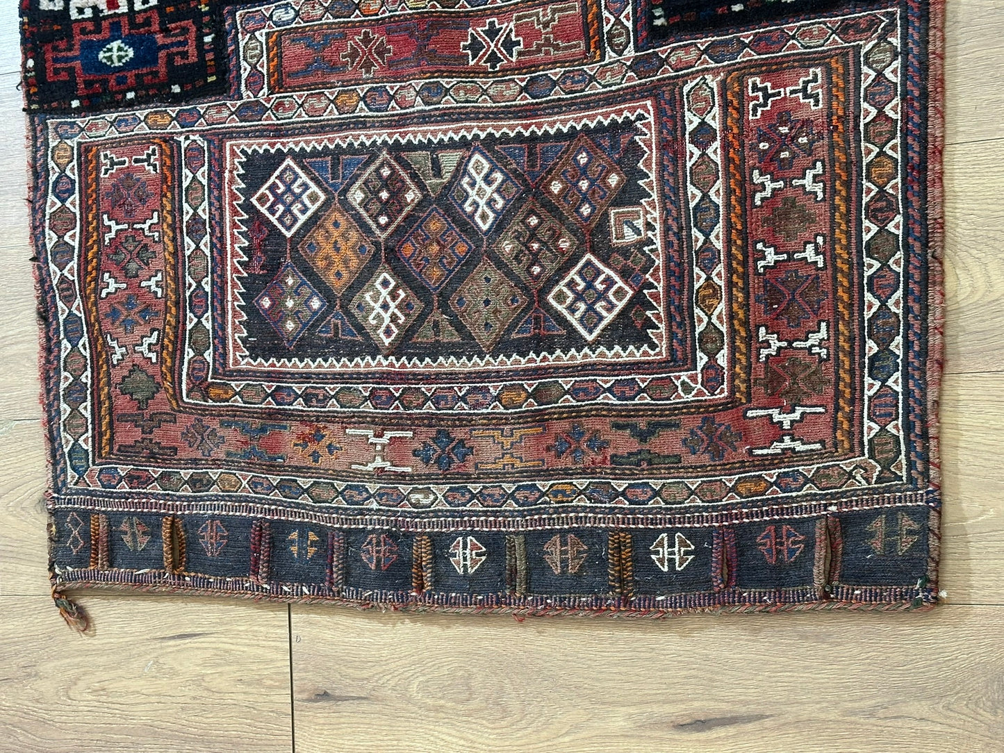 Antik Orientteppich handgewebt Bachtiar  260x100 cm