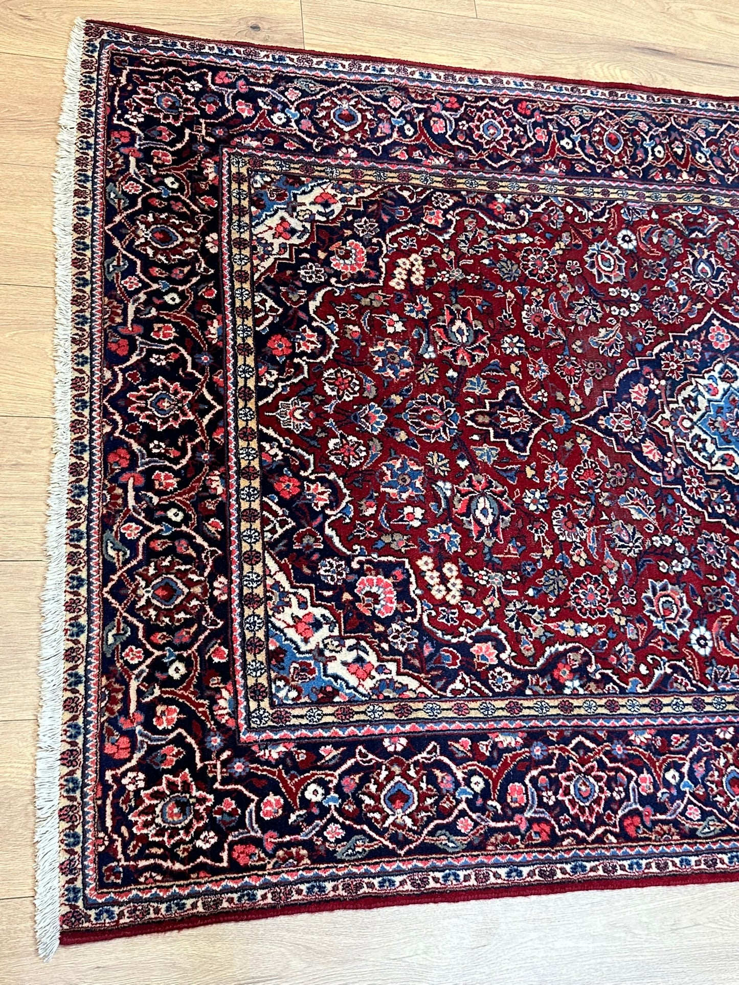 Handgeknüpfter Perser Teppich Keschan 197x133 cm – Medaillon