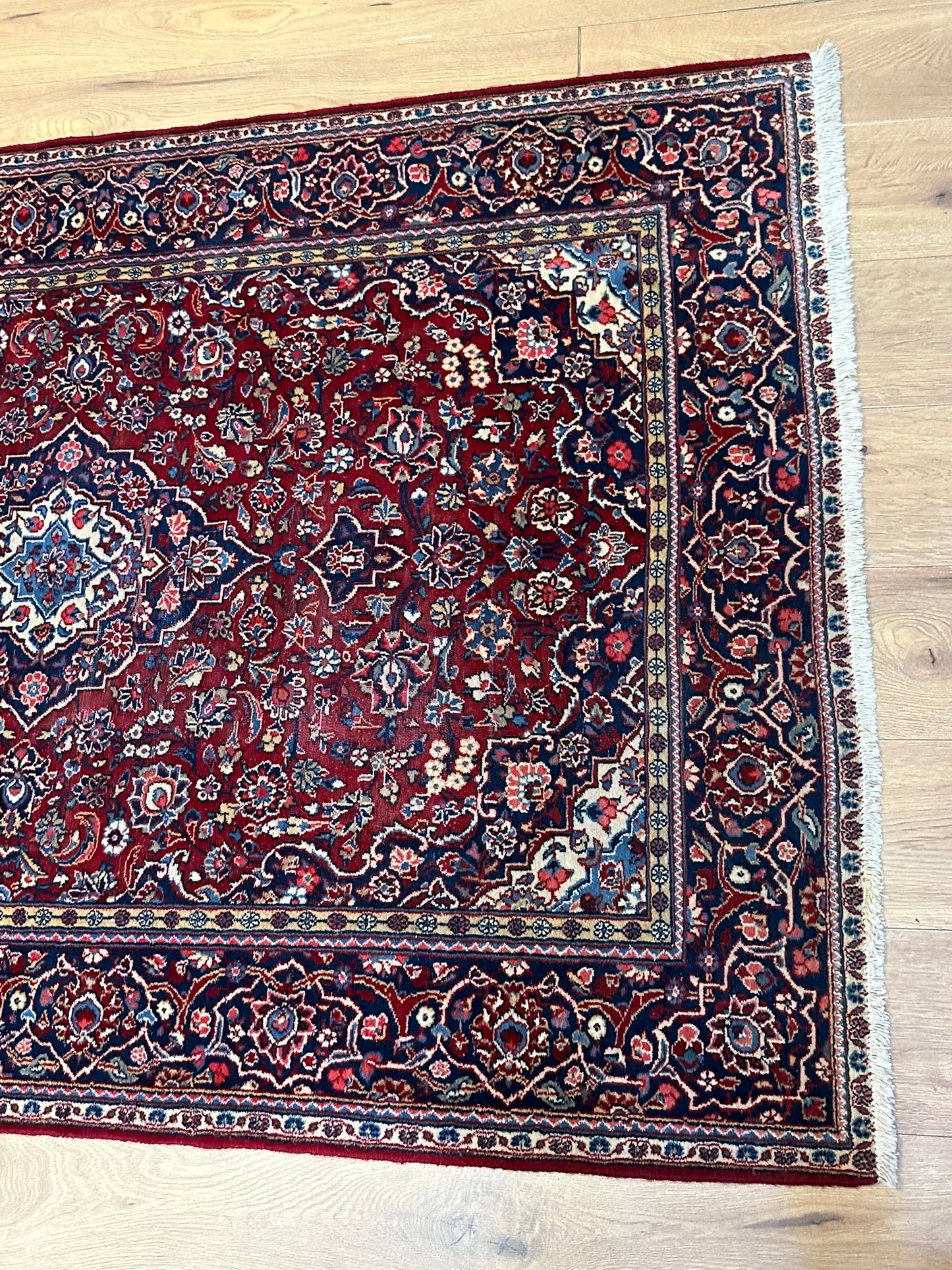 Handgeknüpfter Perser Teppich Keschan 197x133 cm – Medaillon