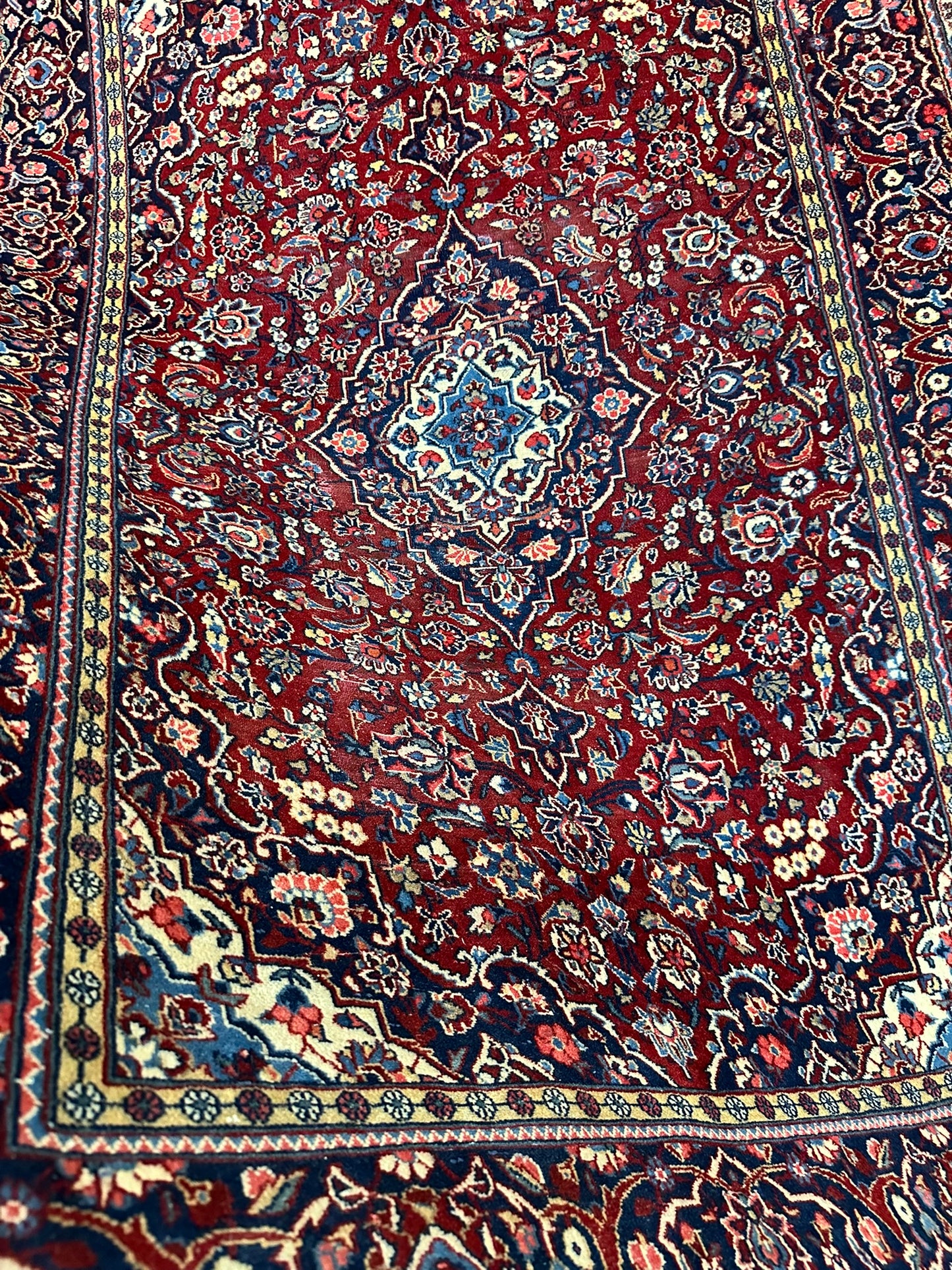 Handgeknüpfter Perser Teppich Keschan 197x133 cm – Medaillon