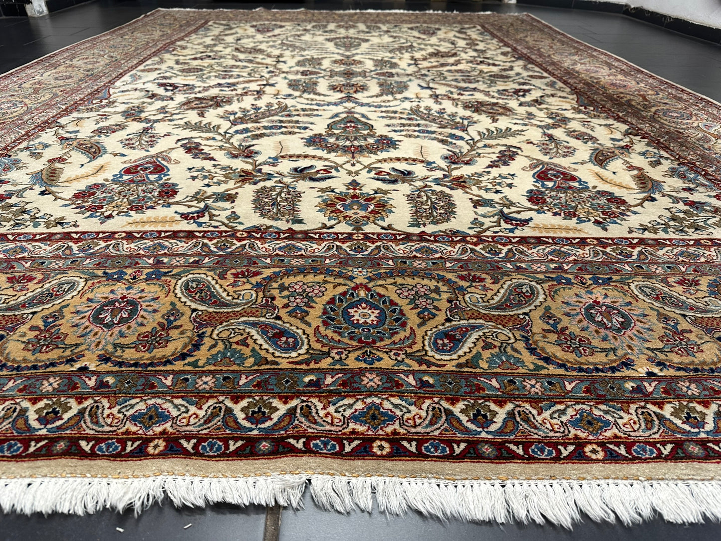 Antik Orientteppich handgeknüpft Keschan Korkwolle Signiert 397x290 cm