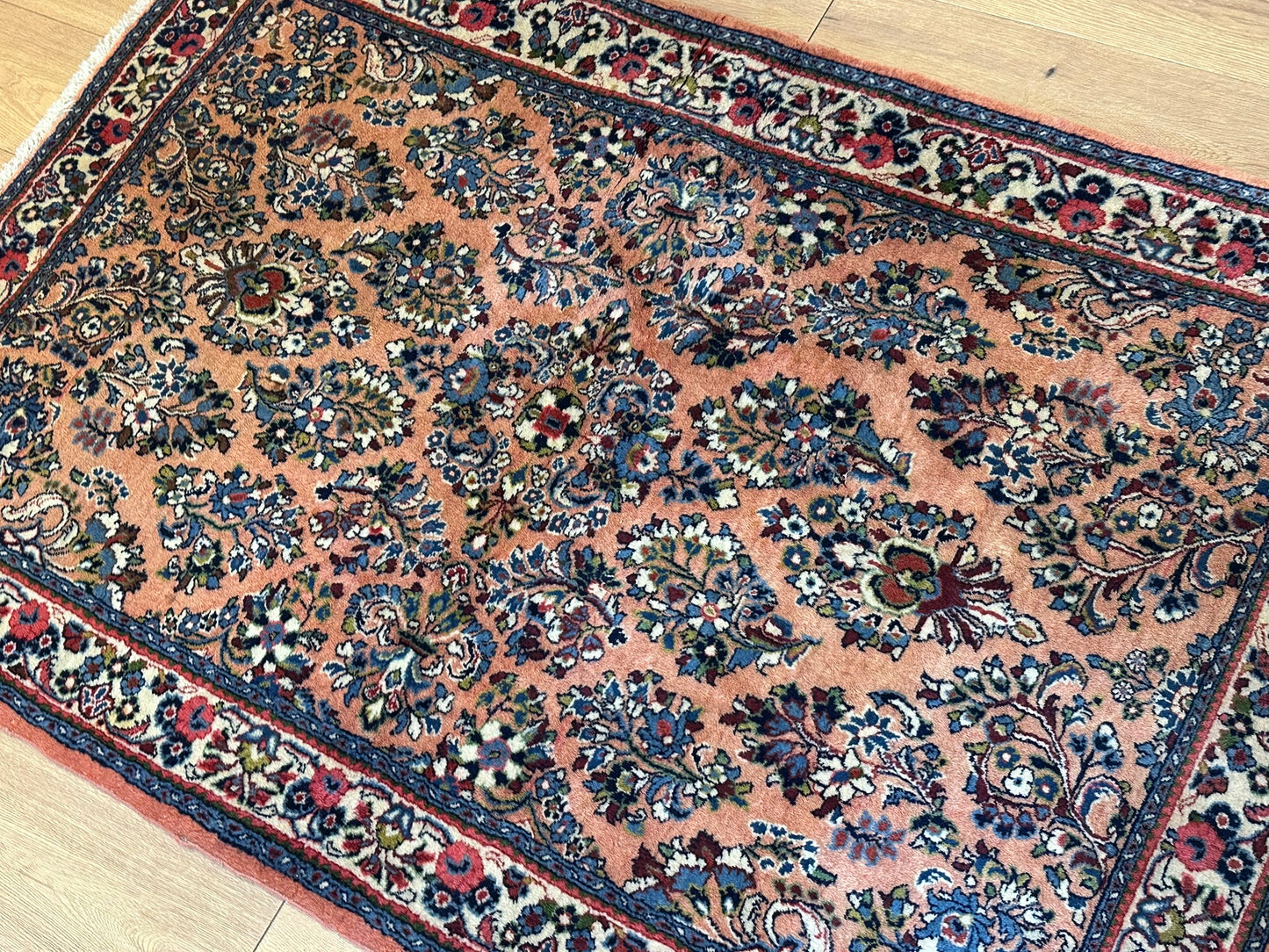 Handgeknüpfter Perser Teppich Sarouqh 160x105 cm – Louvre Design