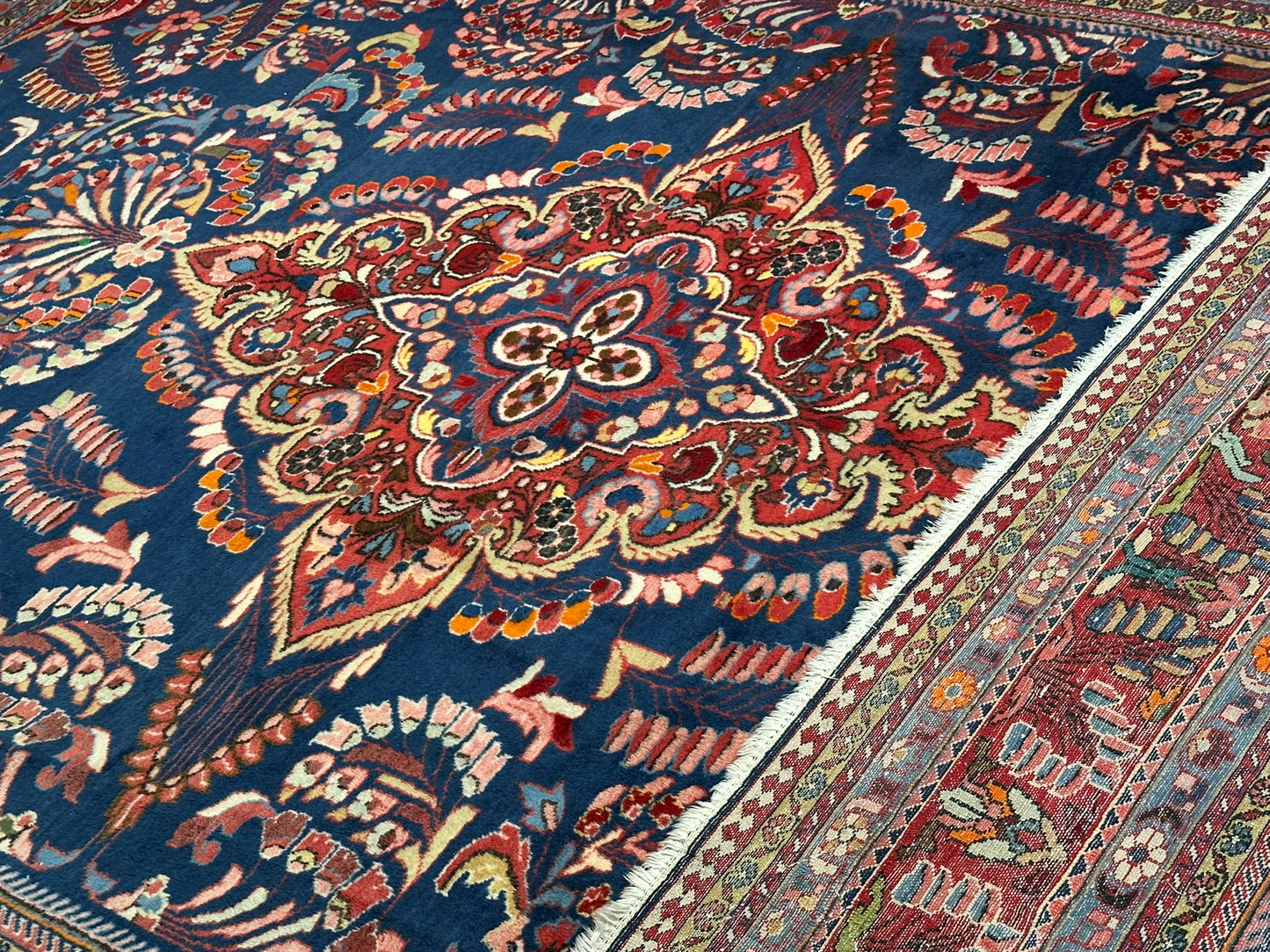 Antik Orientteppich handgeknüpft Lilian antik Naturfarben 420x333 cm