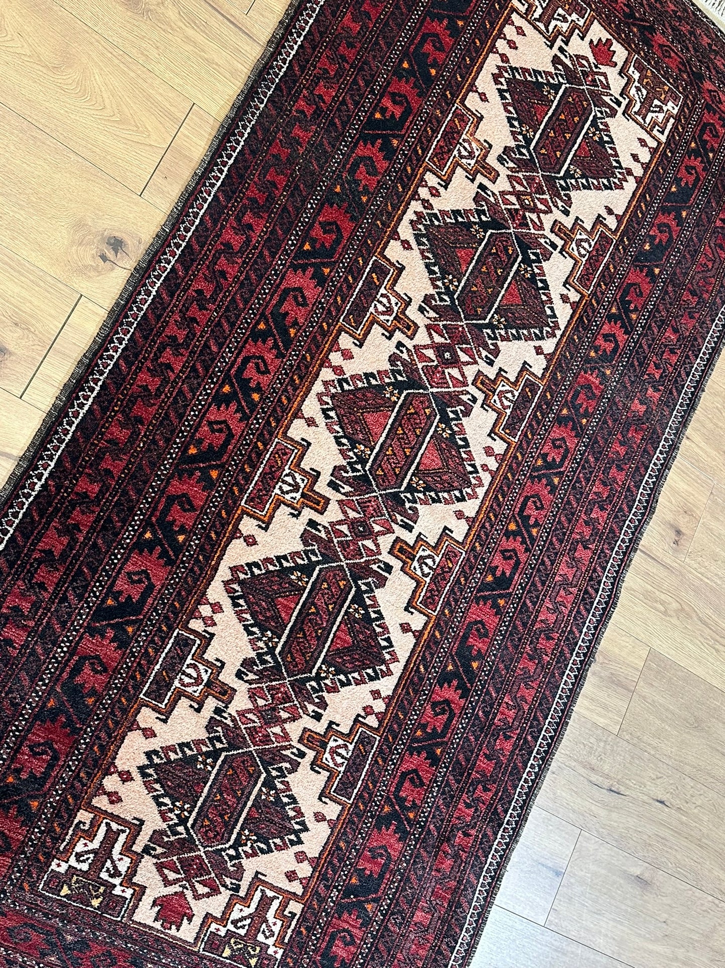 Orientteppich handgeknüpft Belutsch 236x114 cm