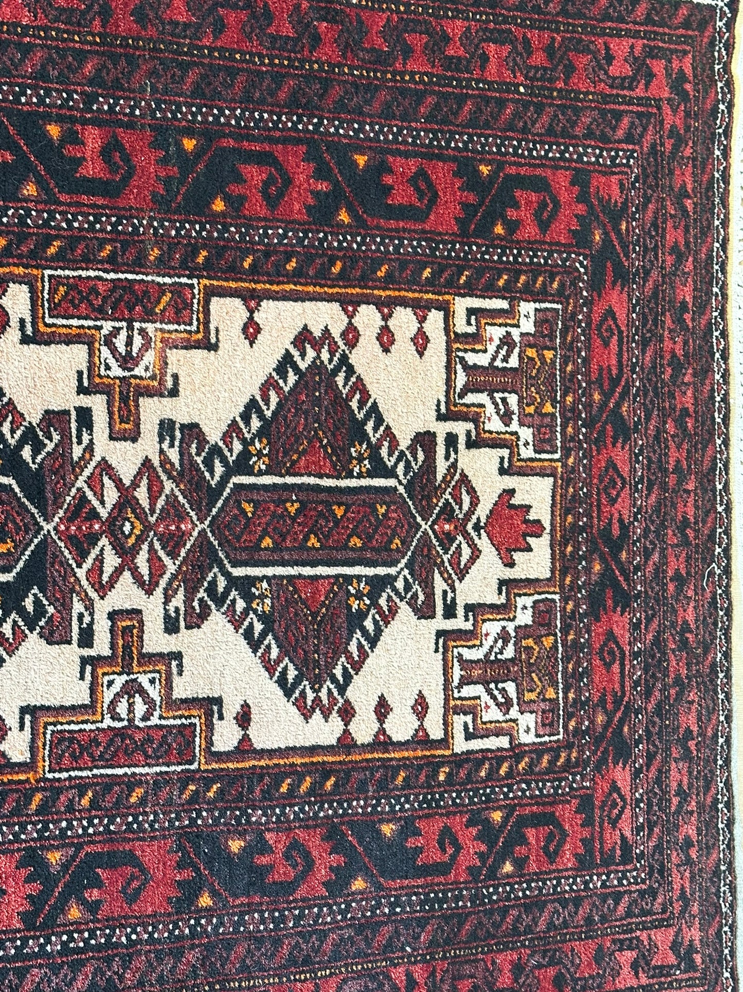 Orientteppich handgeknüpft Belutsch 236x114 cm