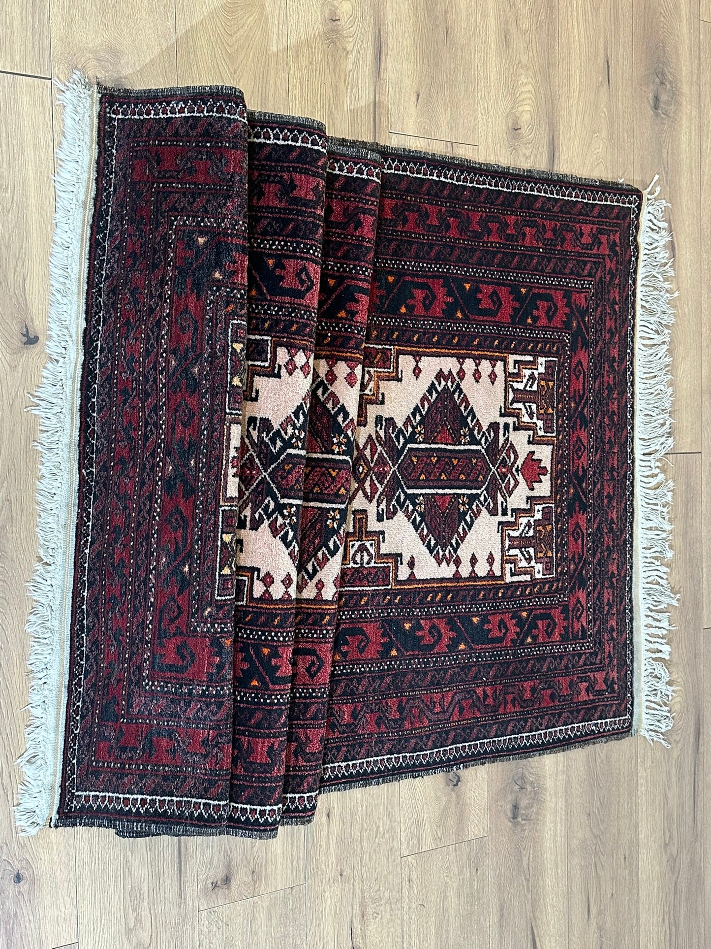 Orientteppich handgeknüpft Belutsch 236x114 cm