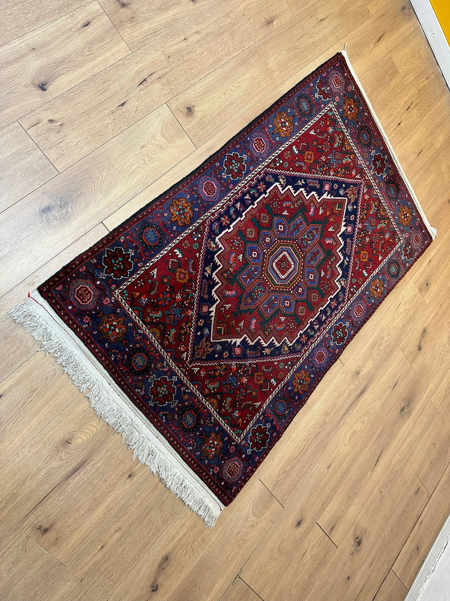 Handgeknüpfter Perser Teppich Bidjar 180x106 cm – Goltog Neu