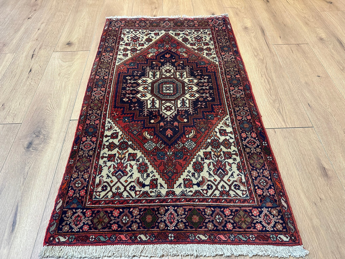 Handgeknüpfter Perser Teppich Bidjar 126x74 cm – Goltog Muster