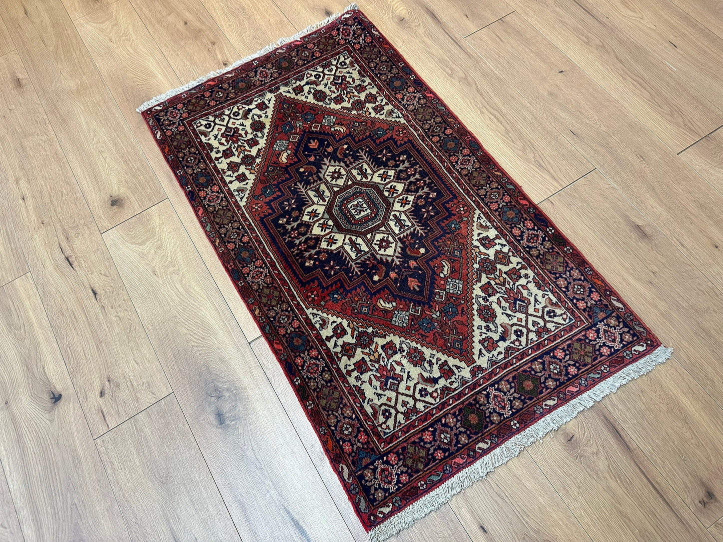 Handgeknüpfter Perser Teppich Bidjar 126x74 cm – Goltog Muster