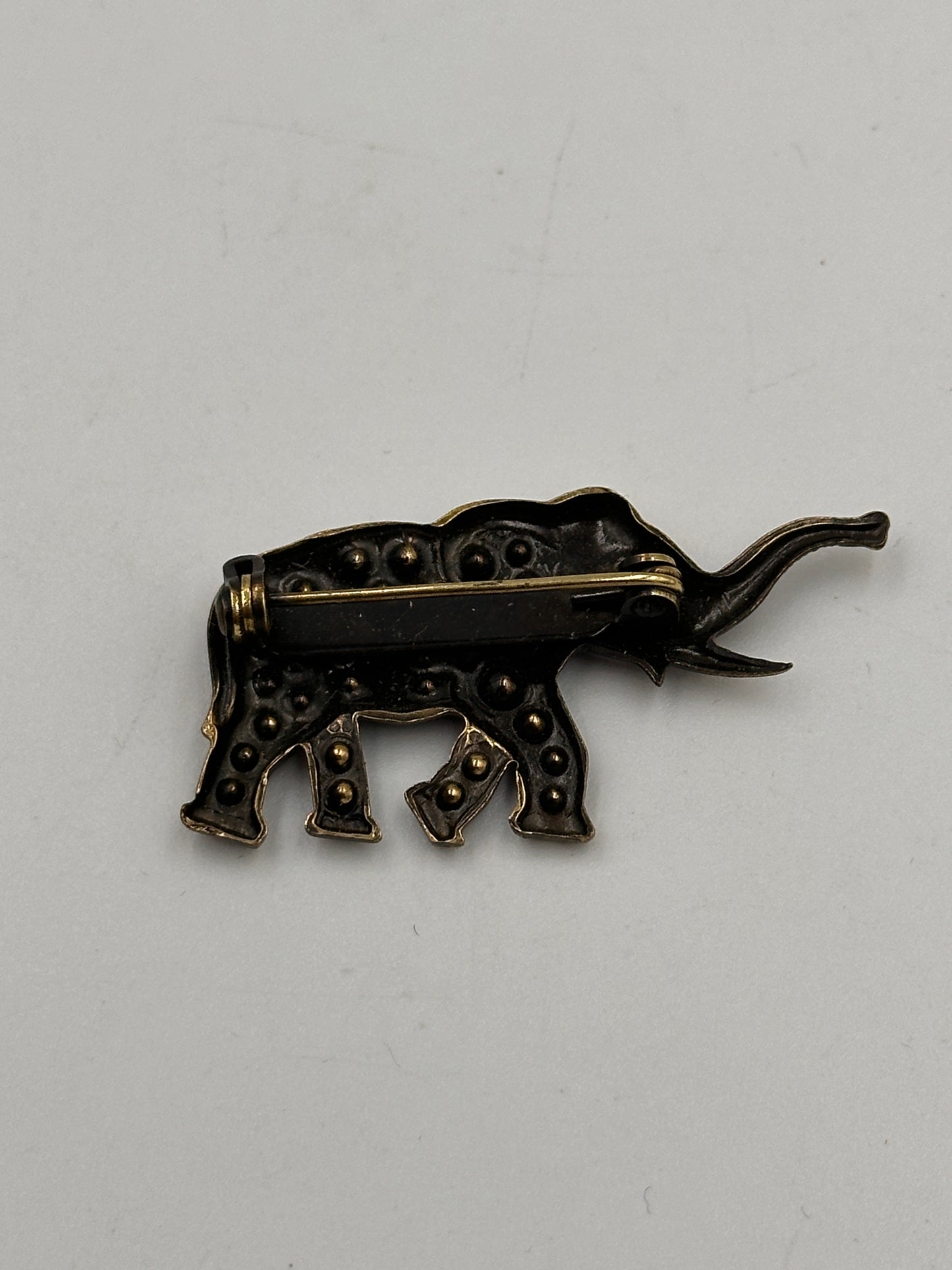 Exquisite Indischer Elefant Vergoldete Vintage-Brosche mit Zirkonia-Steinen