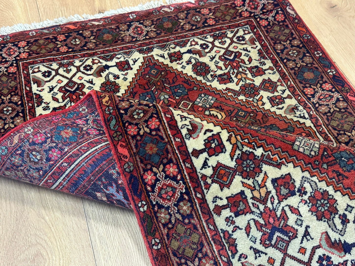 Handgeknüpfter Perser Teppich Bidjar 126x74 cm – Goltog Muster