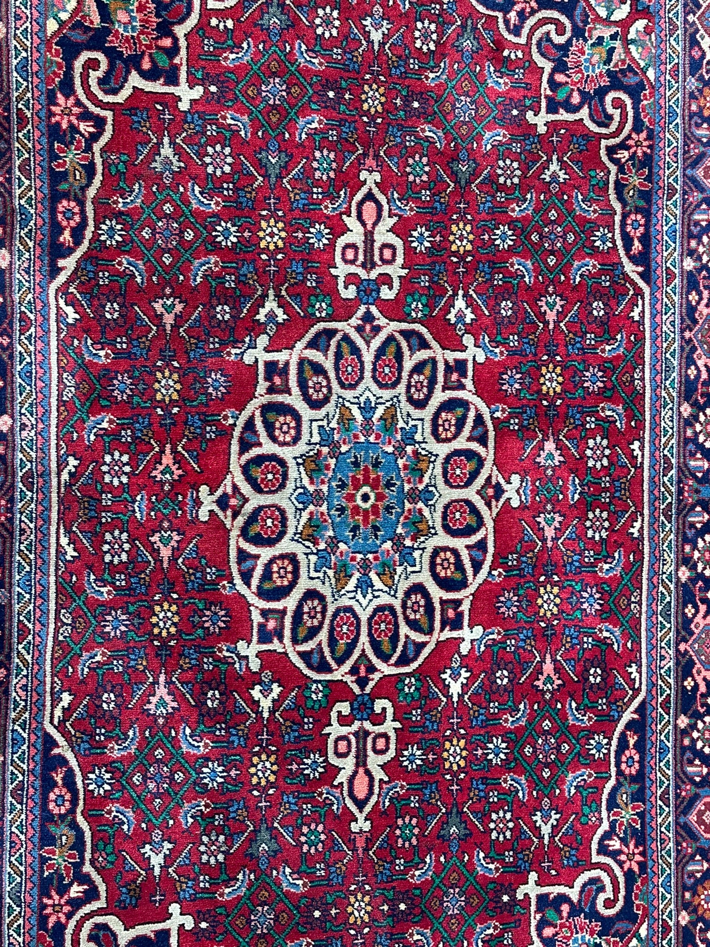 Orientteppich handgeknüpft Bidjar 164x102 cm