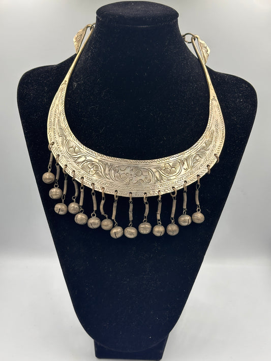 Thai Kragen Halskette Schmuck, oxidiert, Glocken-Anhänger 1960-70