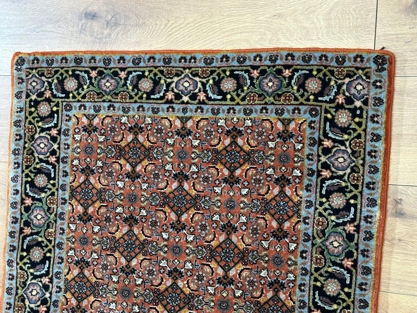 Orientteppich handgeknüpft Täbriz Mahi 125x80 cm