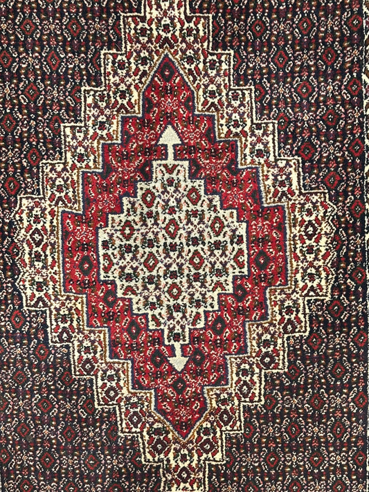 Orientteppich handgeknüpft Bidjar 105x70 cm