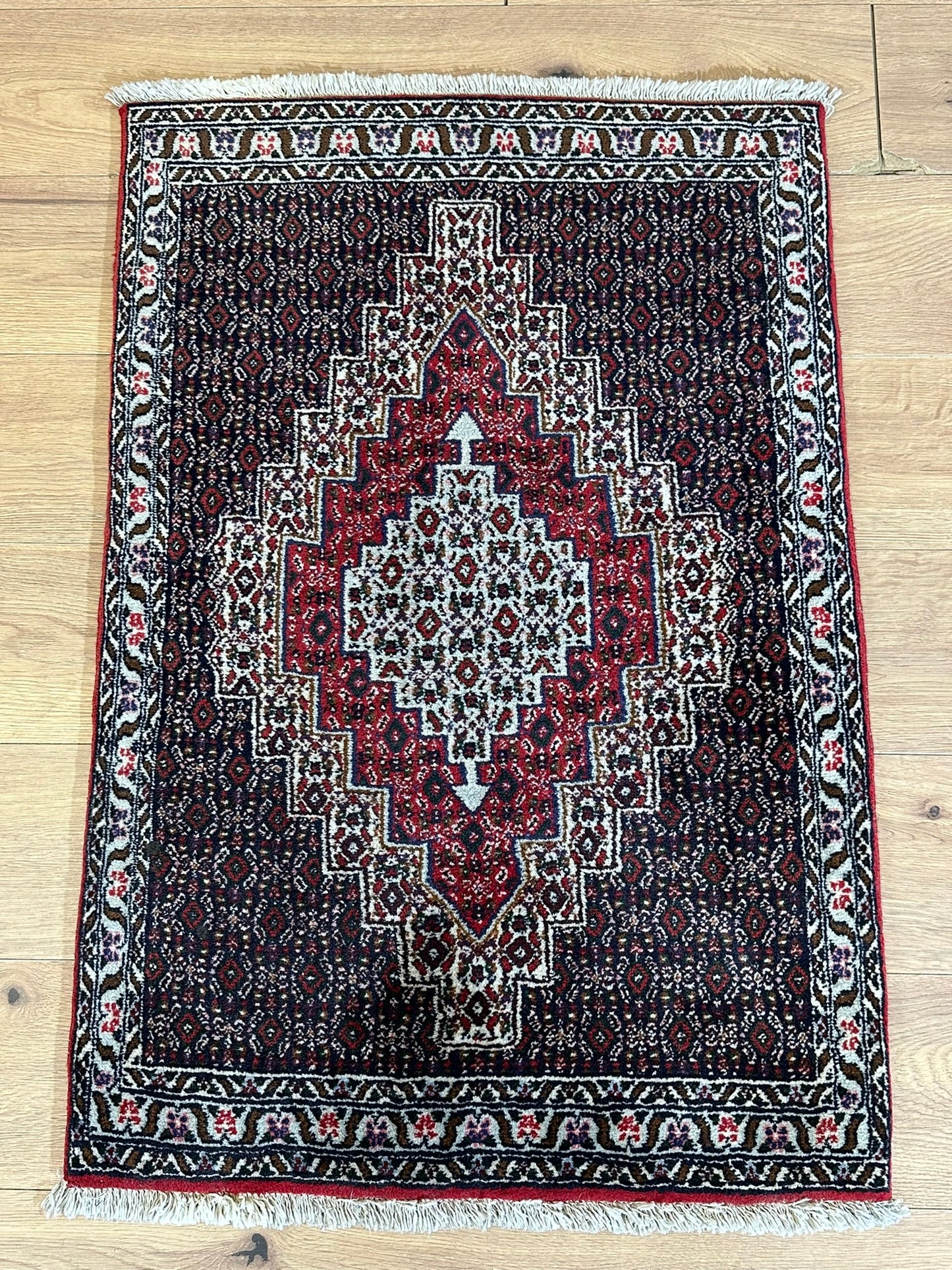 Orientteppich handgeknüpft Bidjar 105x70 cm
