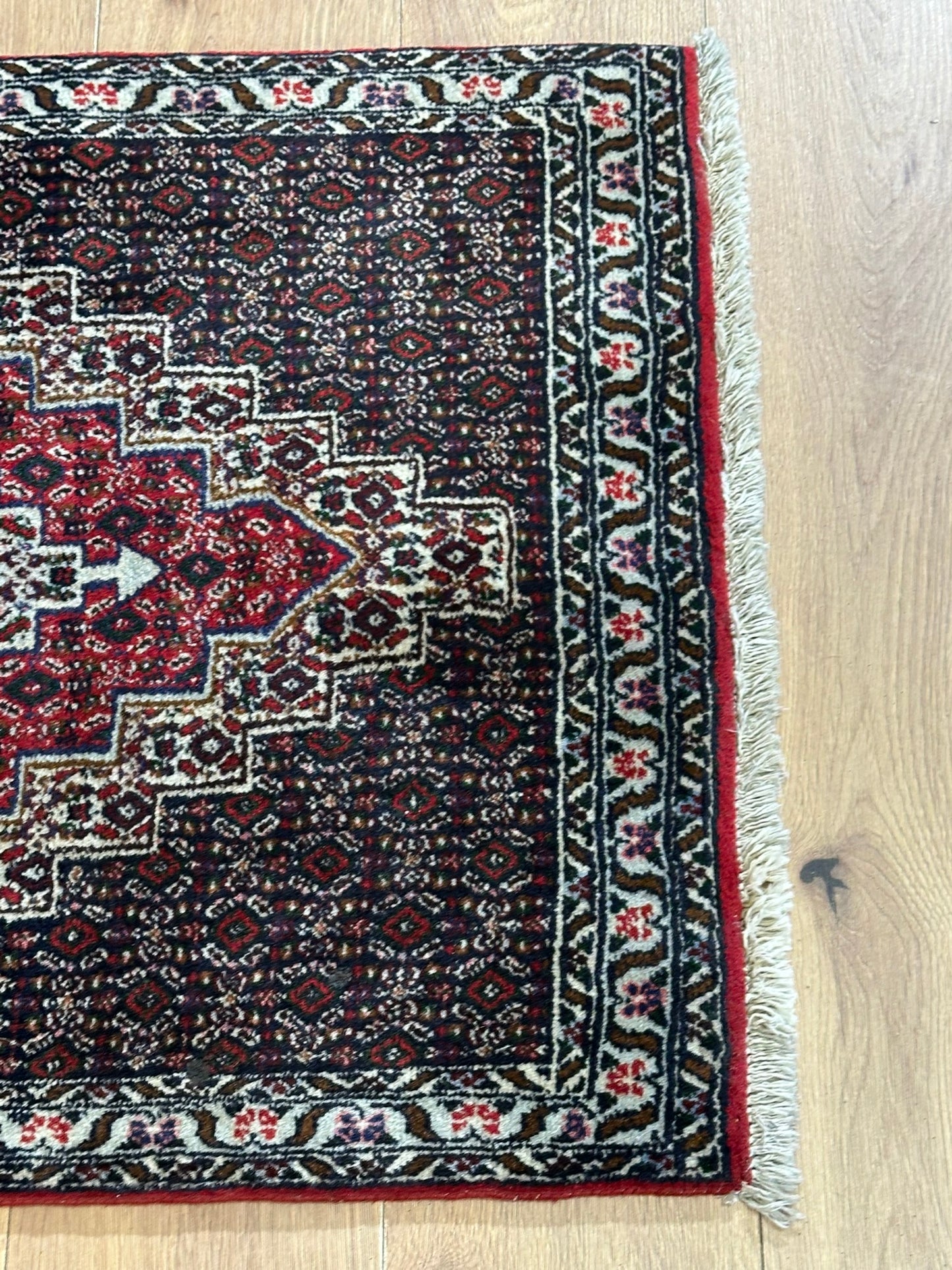 Orientteppich handgeknüpft Bidjar 105x70 cm