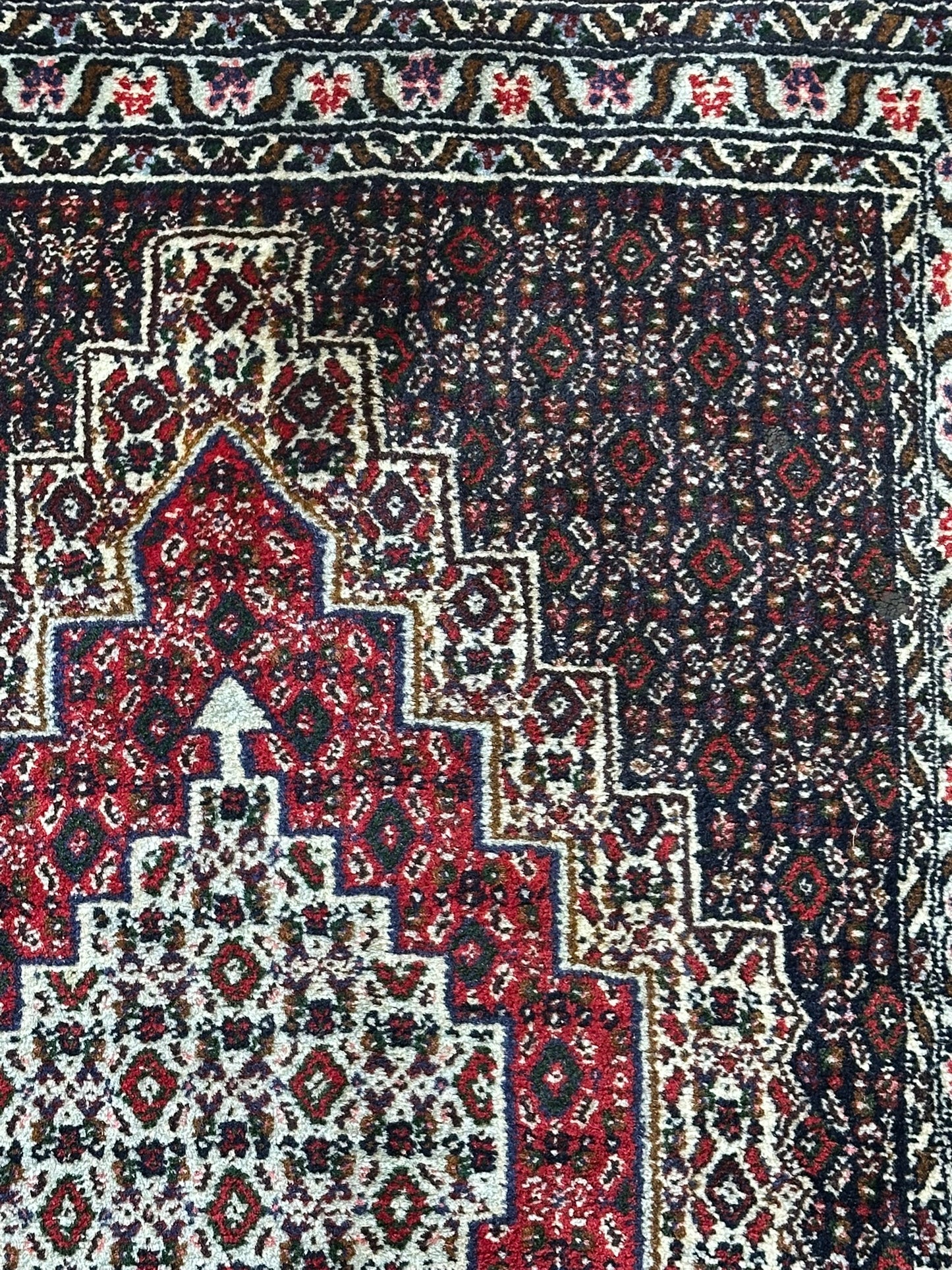 Orientteppich handgeknüpft Bidjar 105x70 cm