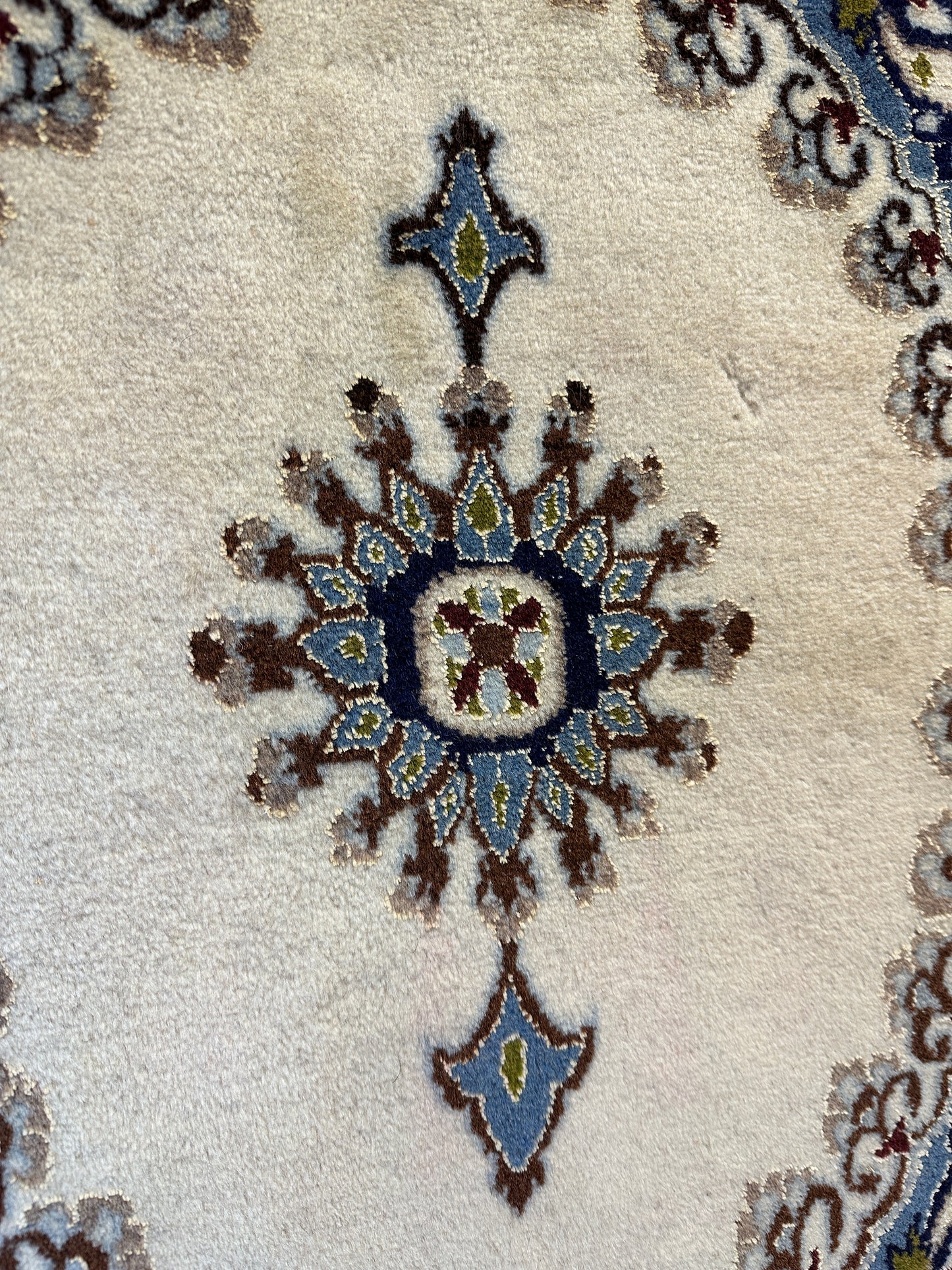 Handgeknüpfter Perser Orientteppich - Nain mit Seide, 80x57cm