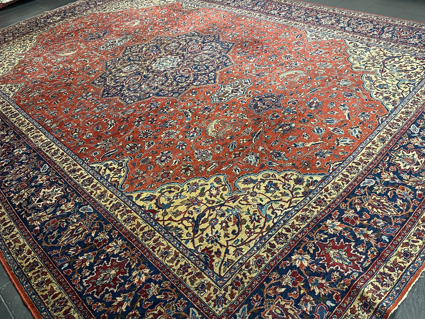 Selten Antiker Handgeknüpfter Teppich Lilian 475x350 cm – Naturfarben