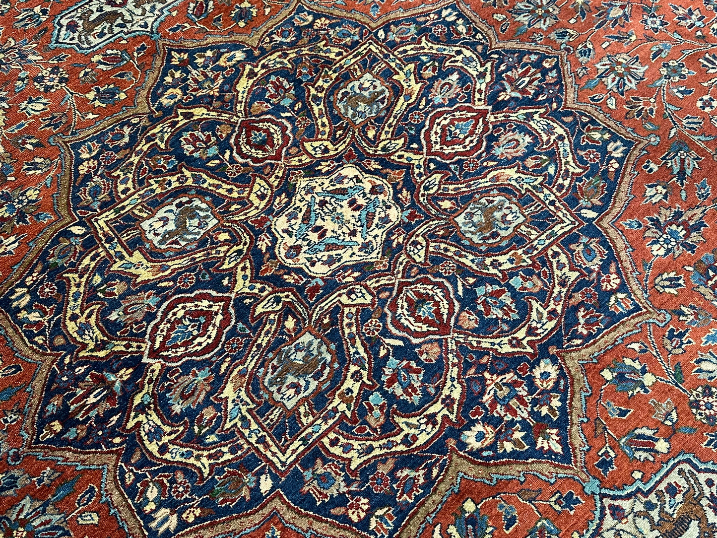 Selten Antiker Handgeknüpfter Teppich Lilian 475x350 cm – Naturfarben