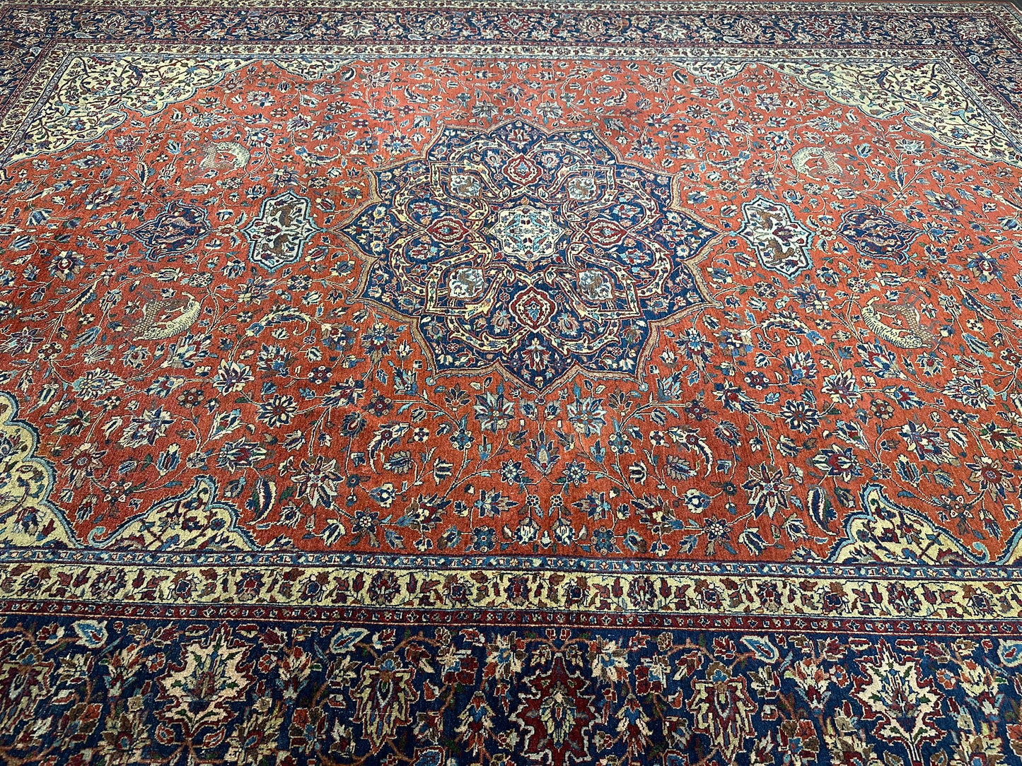 Selten Antiker Handgeknüpfter Teppich Lilian 475x350 cm – Naturfarben