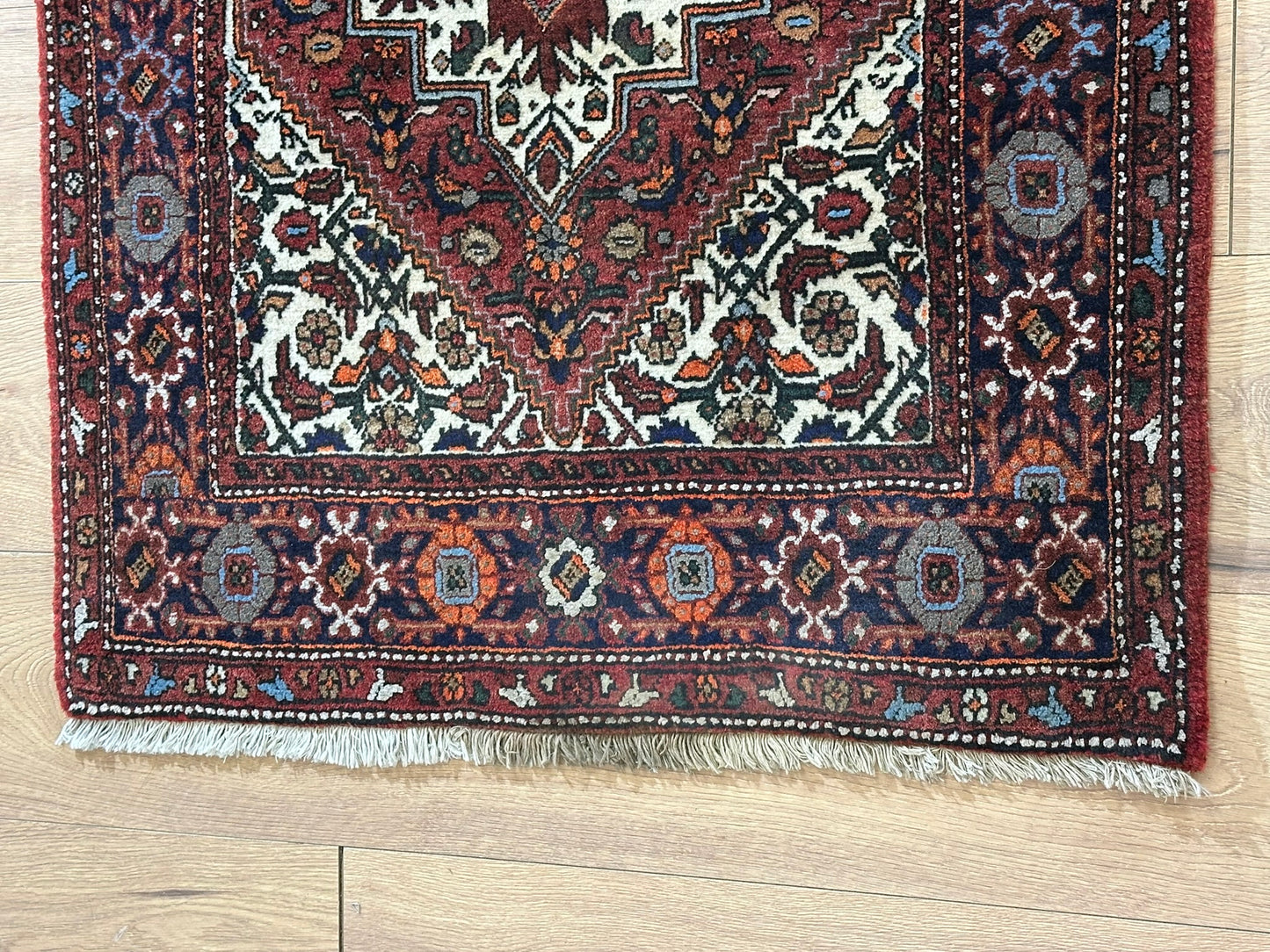 Orientteppich handgeknüpft Bidjar 125x80 cm