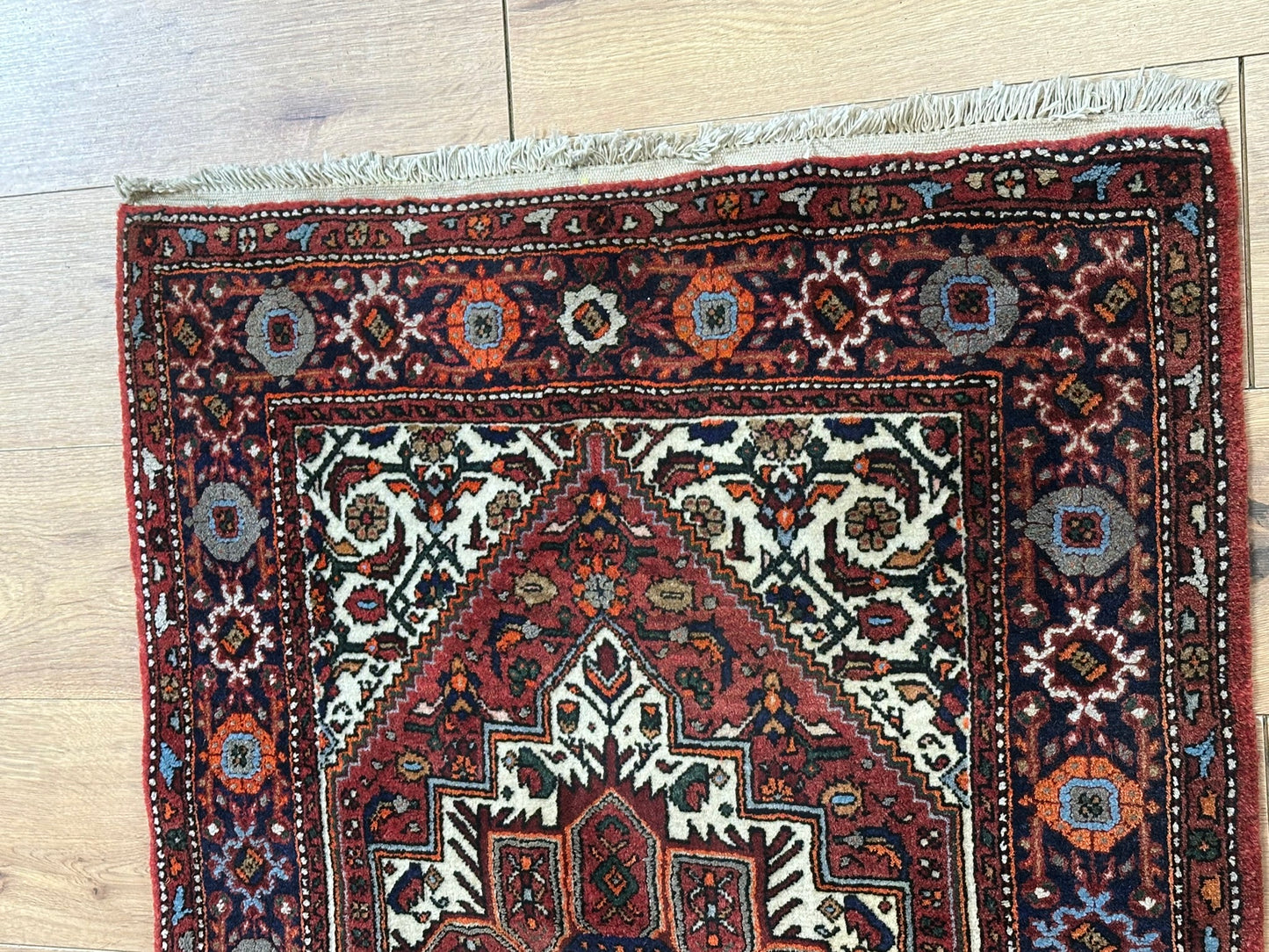 Orientteppich handgeknüpft Bidjar 125x80 cm