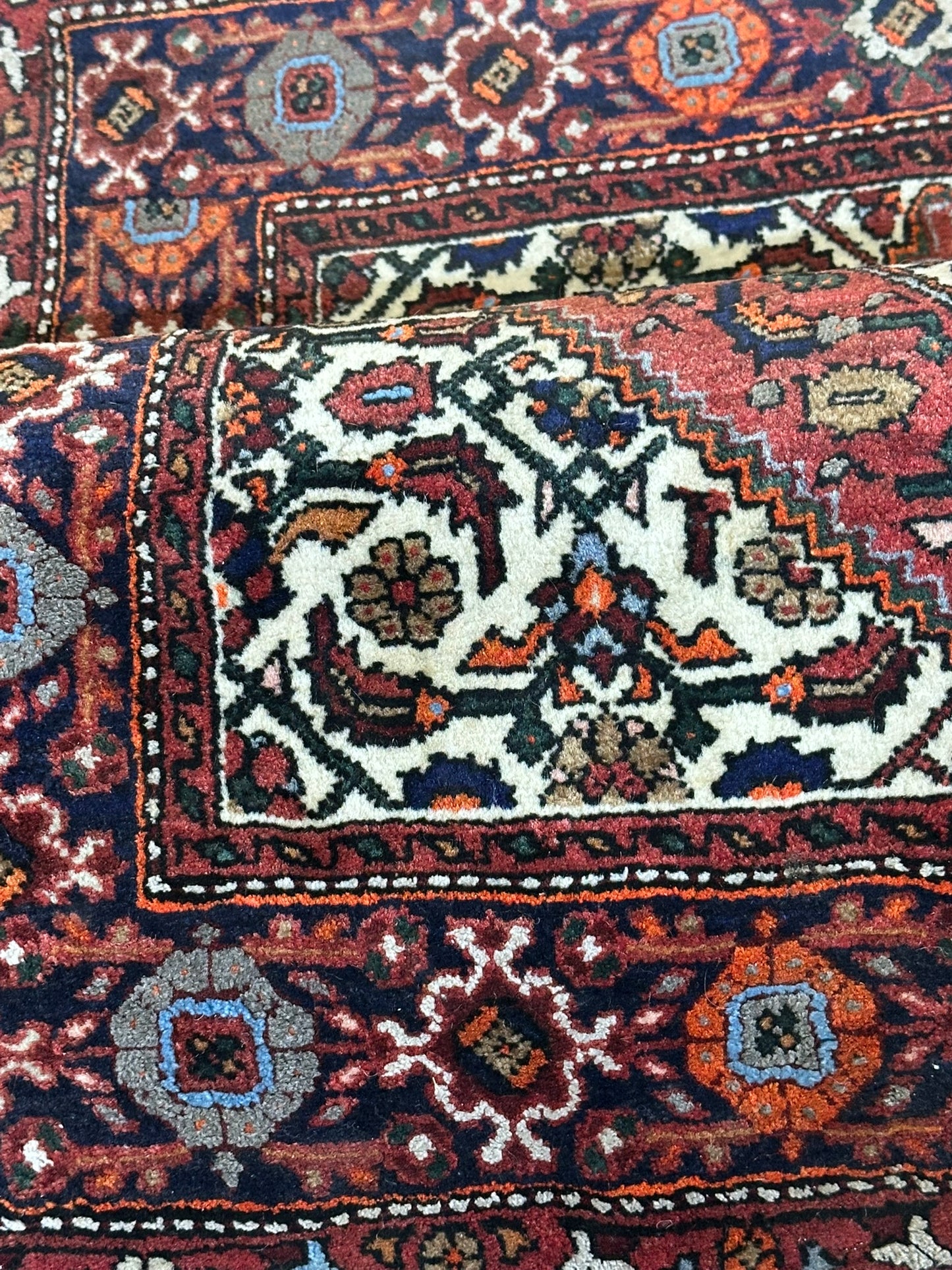 Orientteppich handgeknüpft Bidjar 125x80 cm