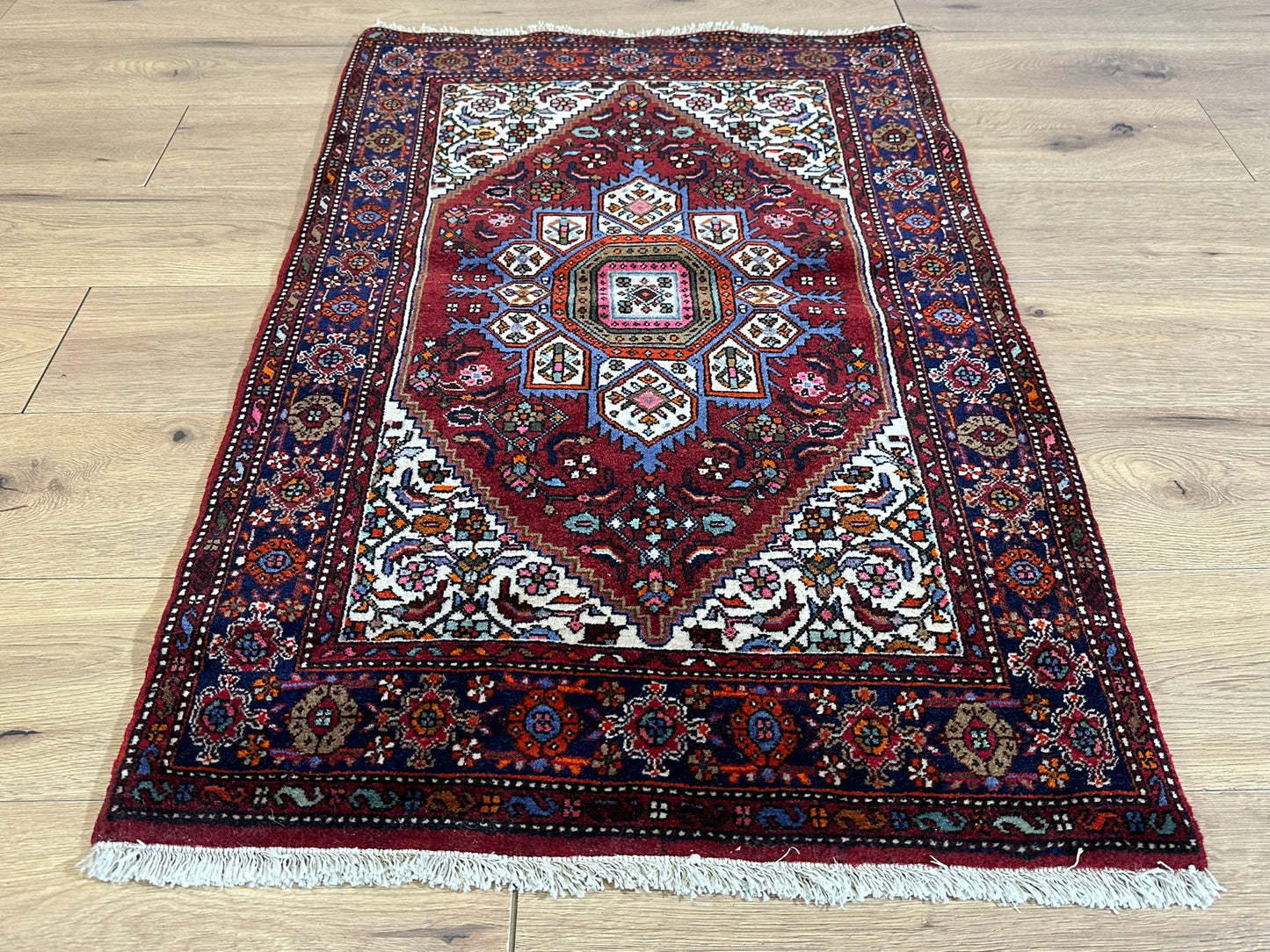 Orientteppich handgeknüpft Bidjar Goldtog 120x75 cm