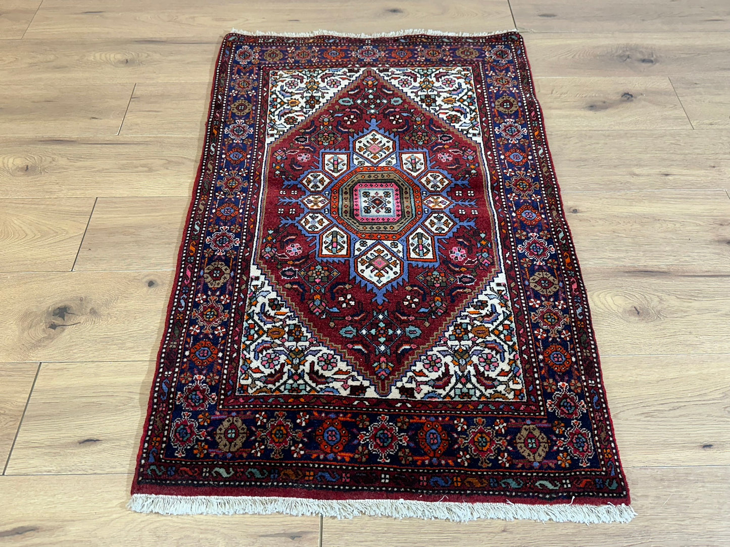 Orientteppich handgeknüpft Bidjar Goldtog 120x75 cm