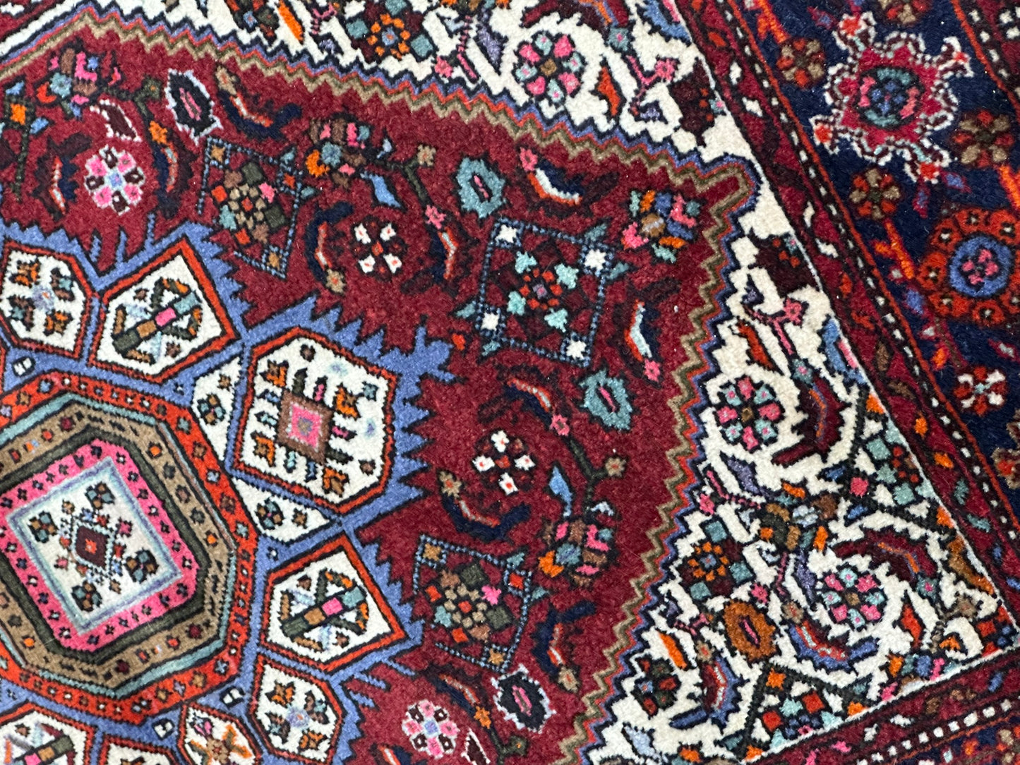 Orientteppich handgeknüpft Bidjar Goldtog 120x75 cm