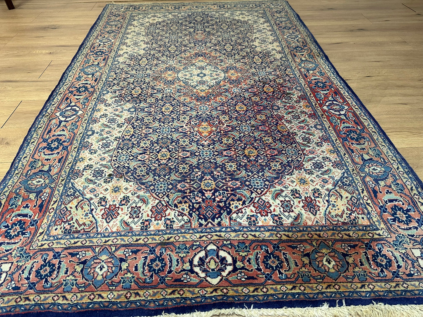 Orientteppich handgeknüpft Täbriz 215x133 cm Mahi Korkwolle
