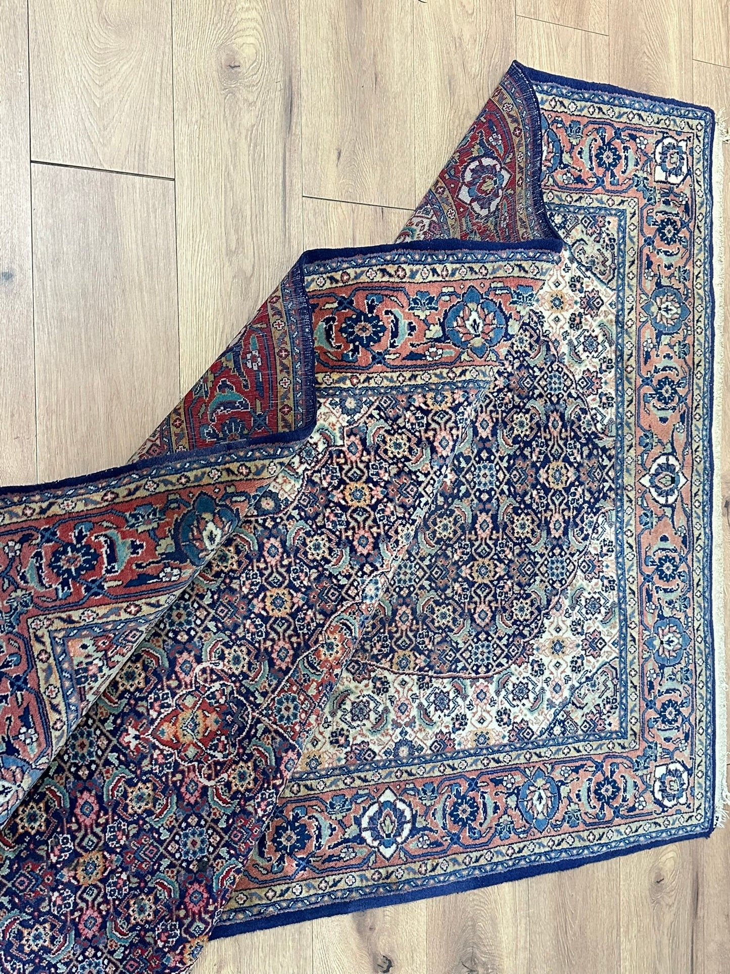 Orientteppich handgeknüpft Täbriz 215x133 cm Mahi Korkwolle