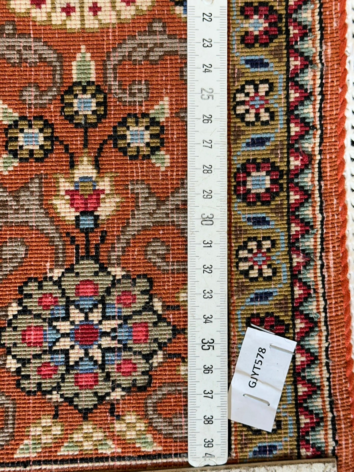 Orientteppich handgeknüpft Ghom Felder Korkwolle 155x110 cm