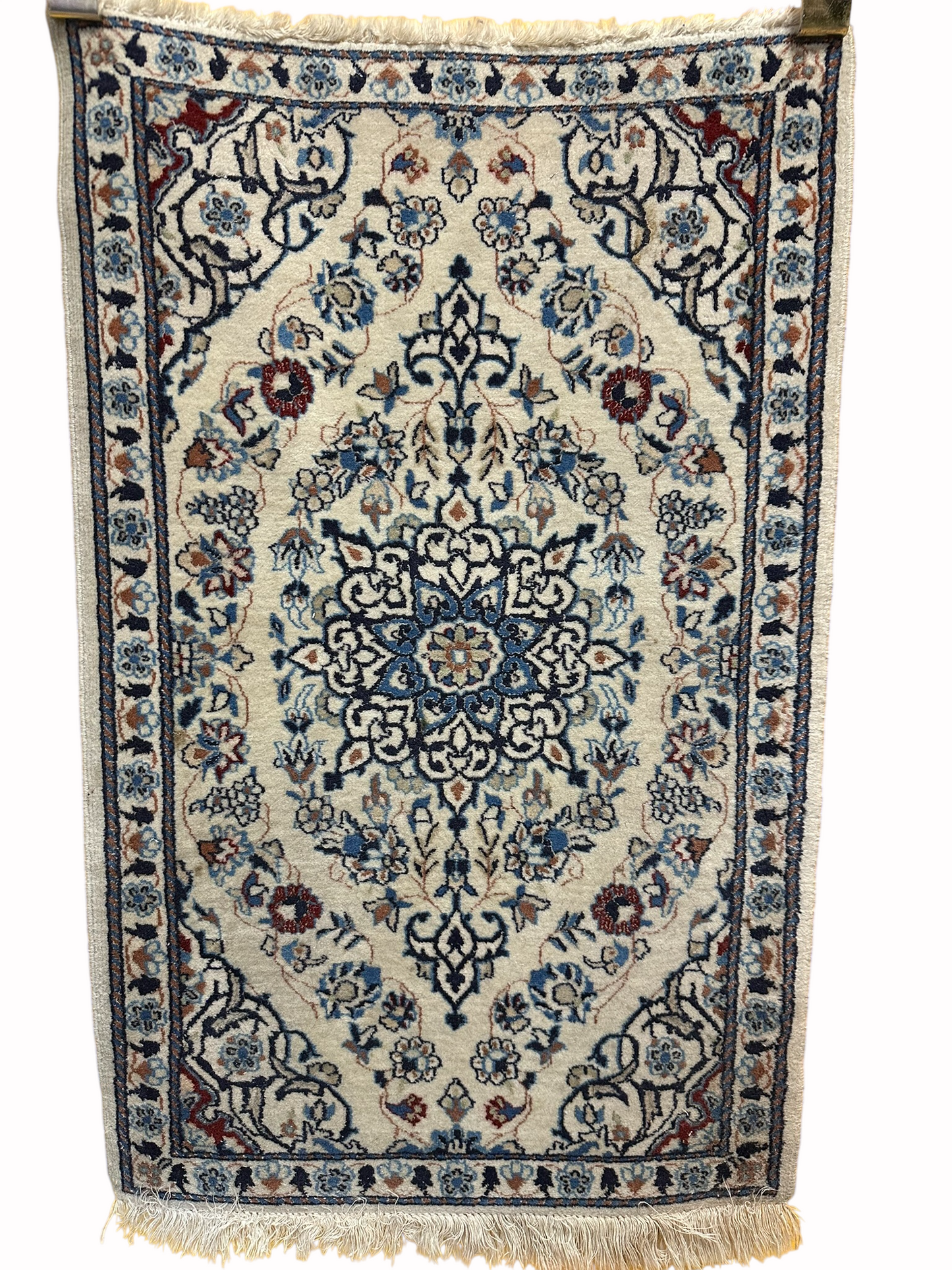 Orientteppich handgeknüpft Nain 81x50 cm mit Seide